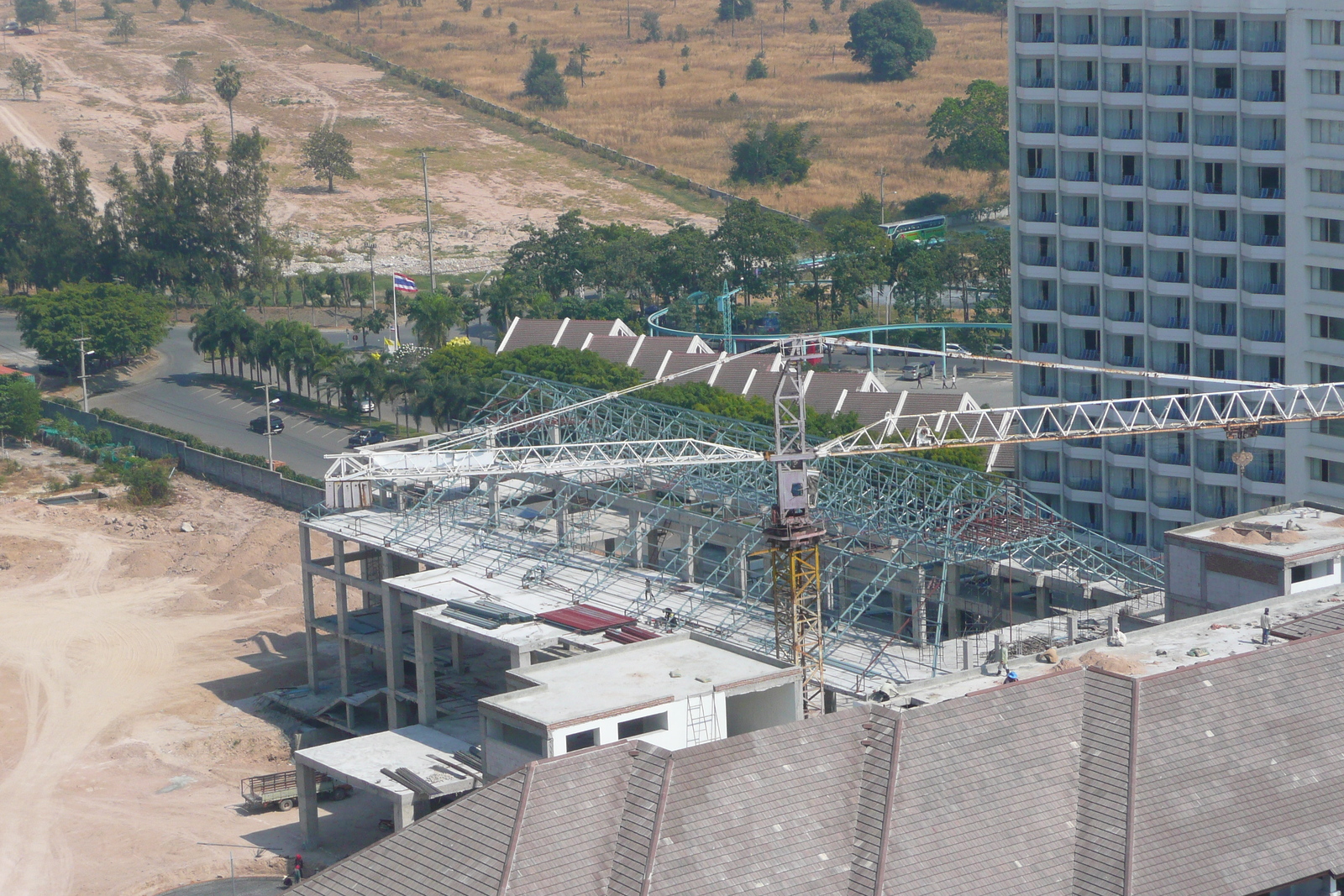 Picture Thailand Pattaya iBeach Resort iBeach Room and Pool Building 2009-01 3 - Visit iBeach Room and Pool Building