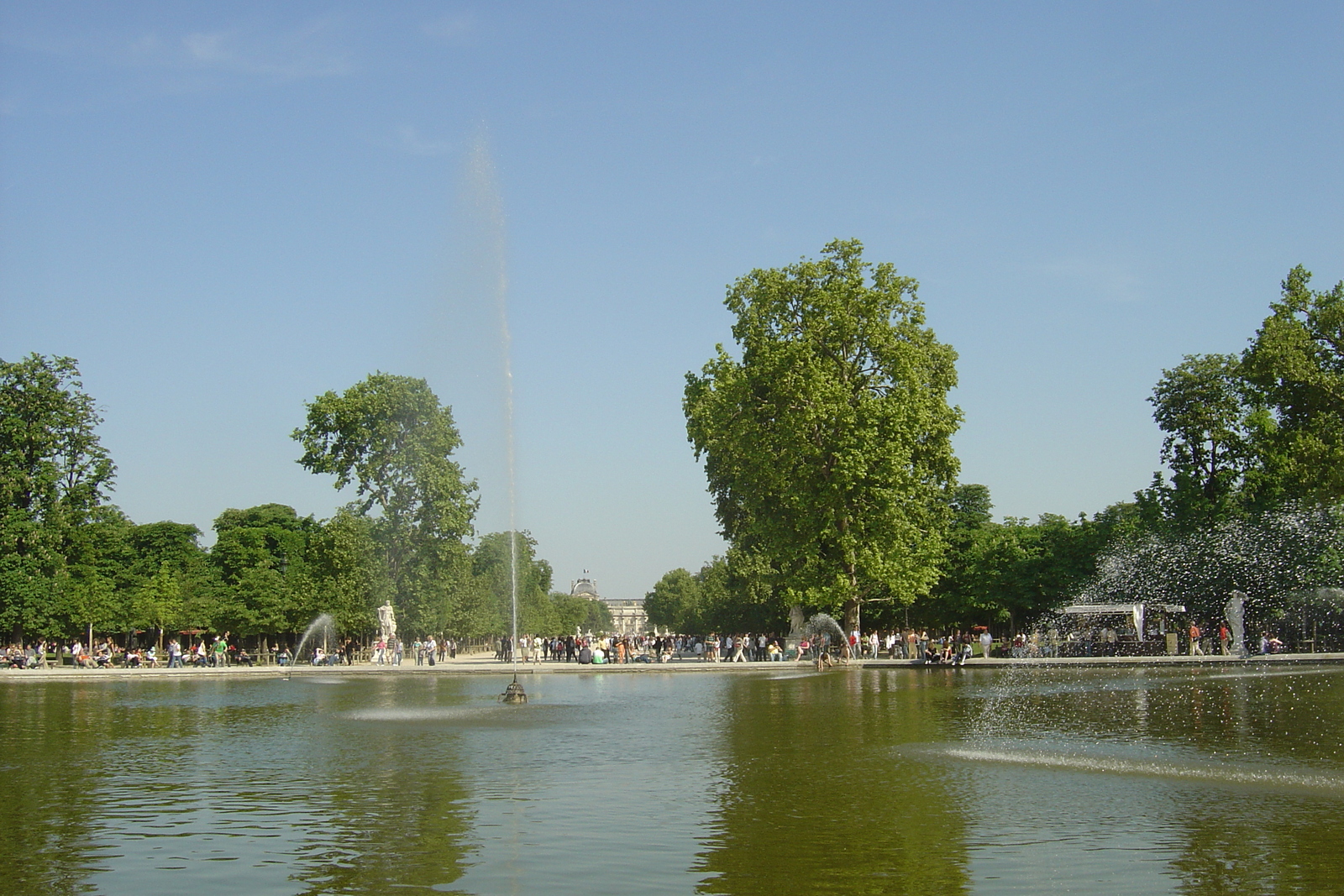 Picture France Paris Garden of Tuileries 2007-05 284 - Randonee Garden of Tuileries