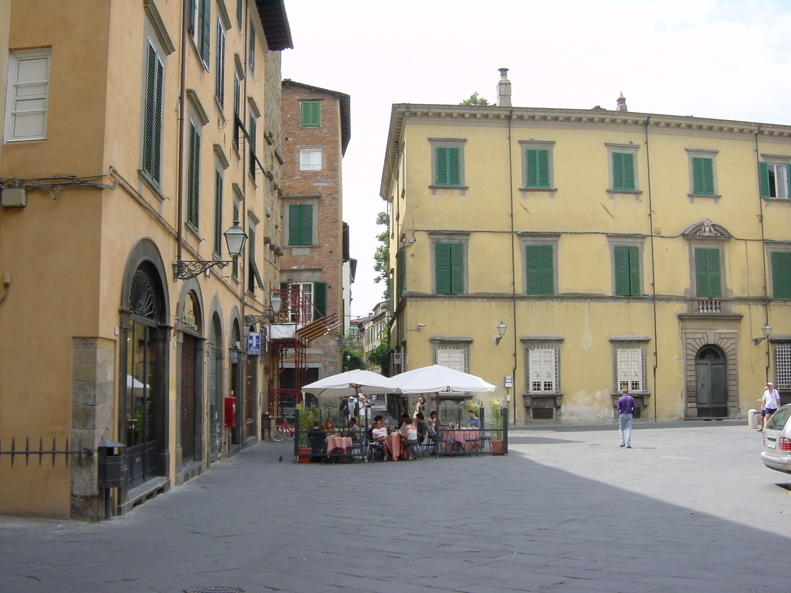 Picture Italy Lucca 2002-07 32 - Perspective Lucca