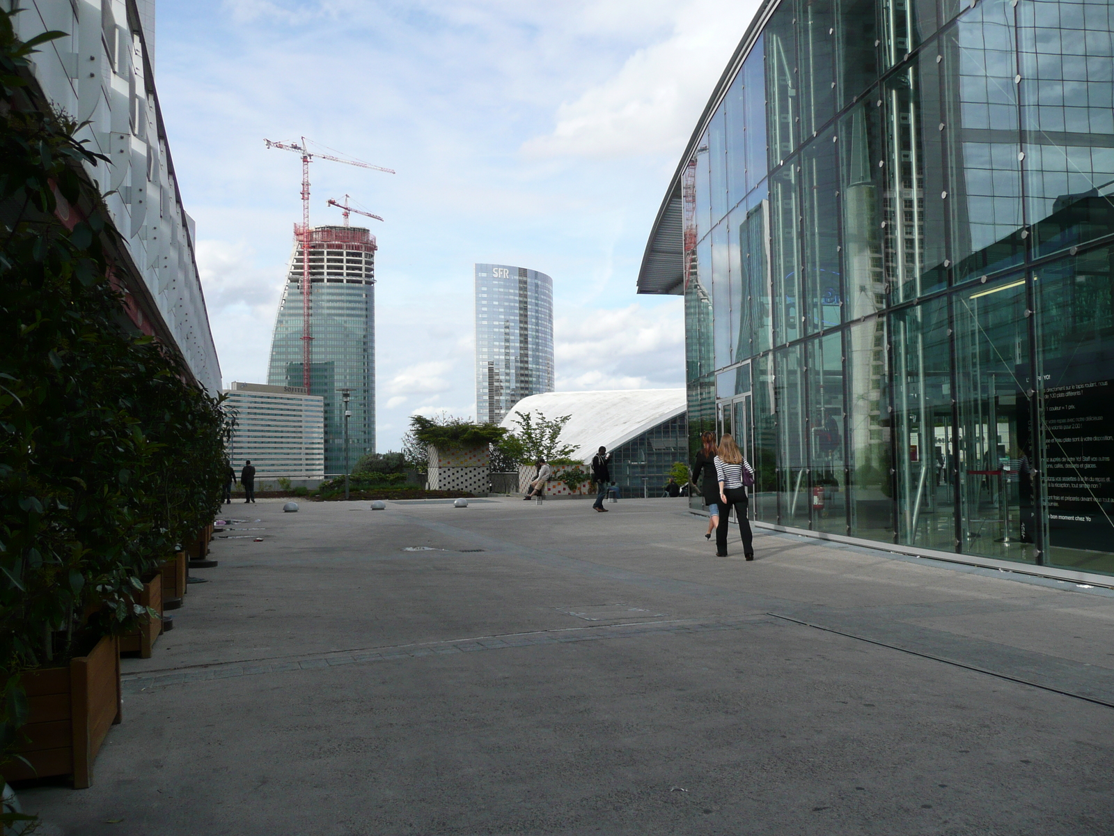 Picture France Paris La Defense Les Quatre Temps 2007-05 52 - View Les Quatre Temps