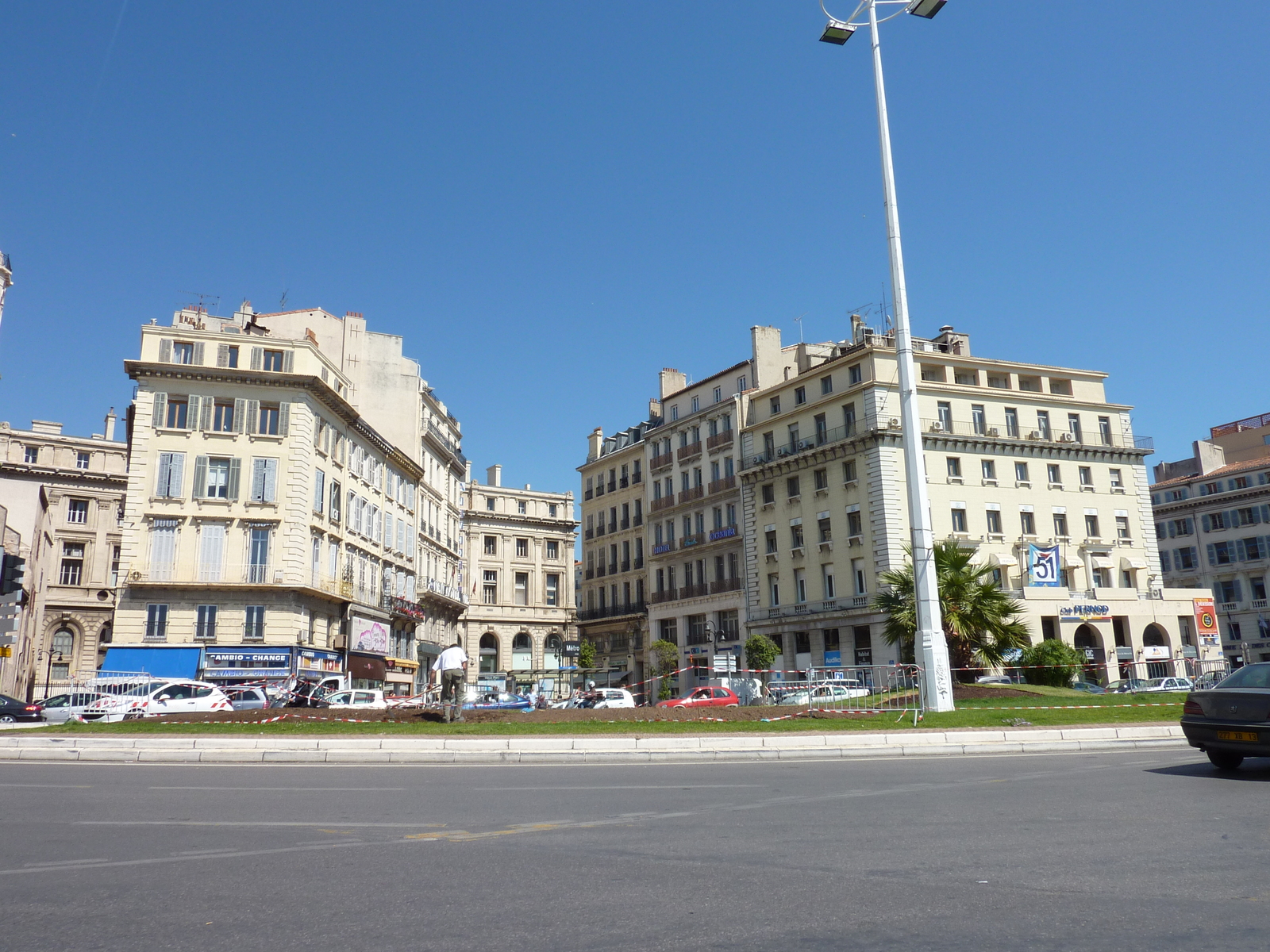 Picture France Marseille 2009-05 40 - Road Marseille