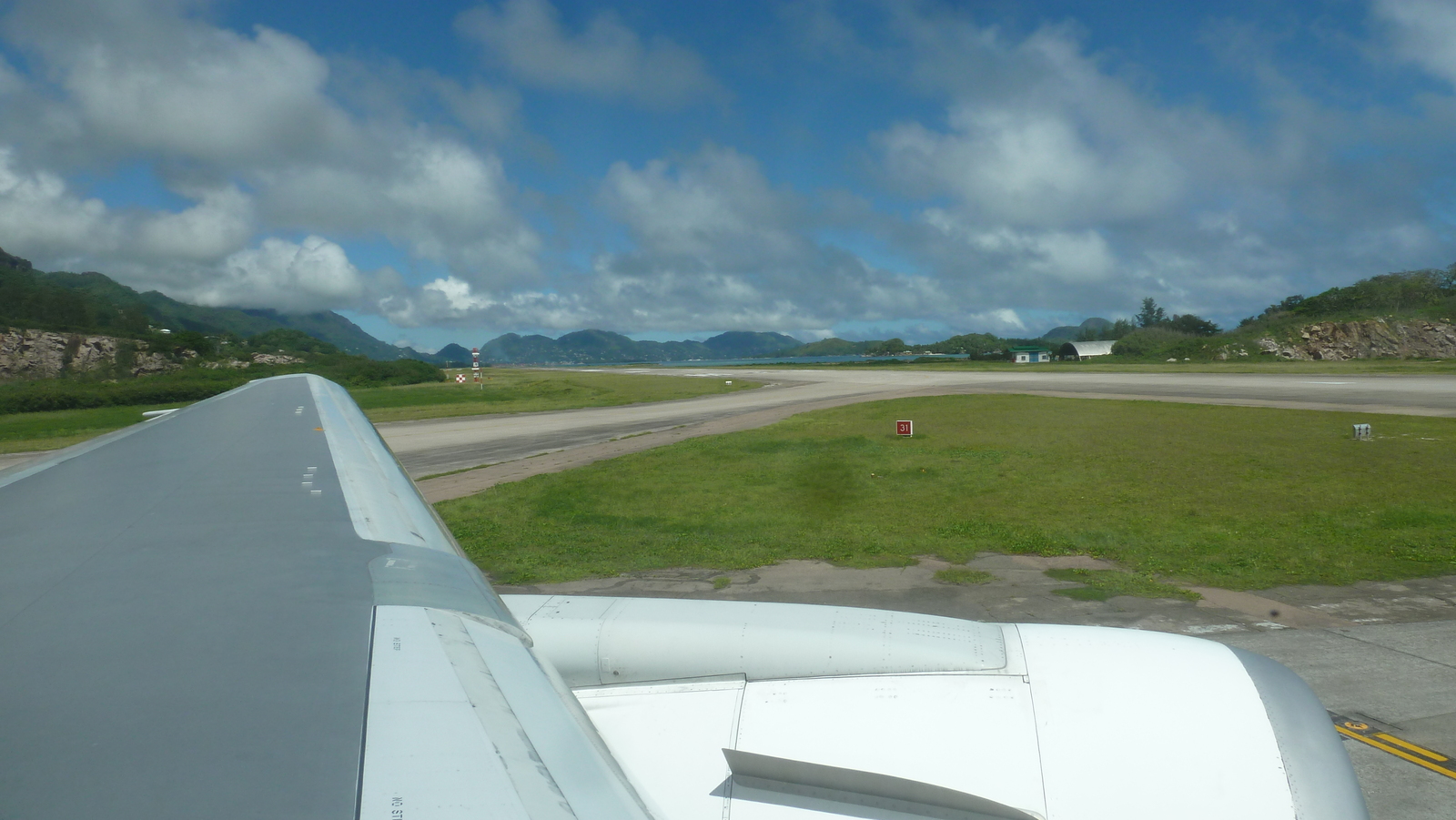 Picture Seychelles Mahe 2011-10 179 - Flights Mahe