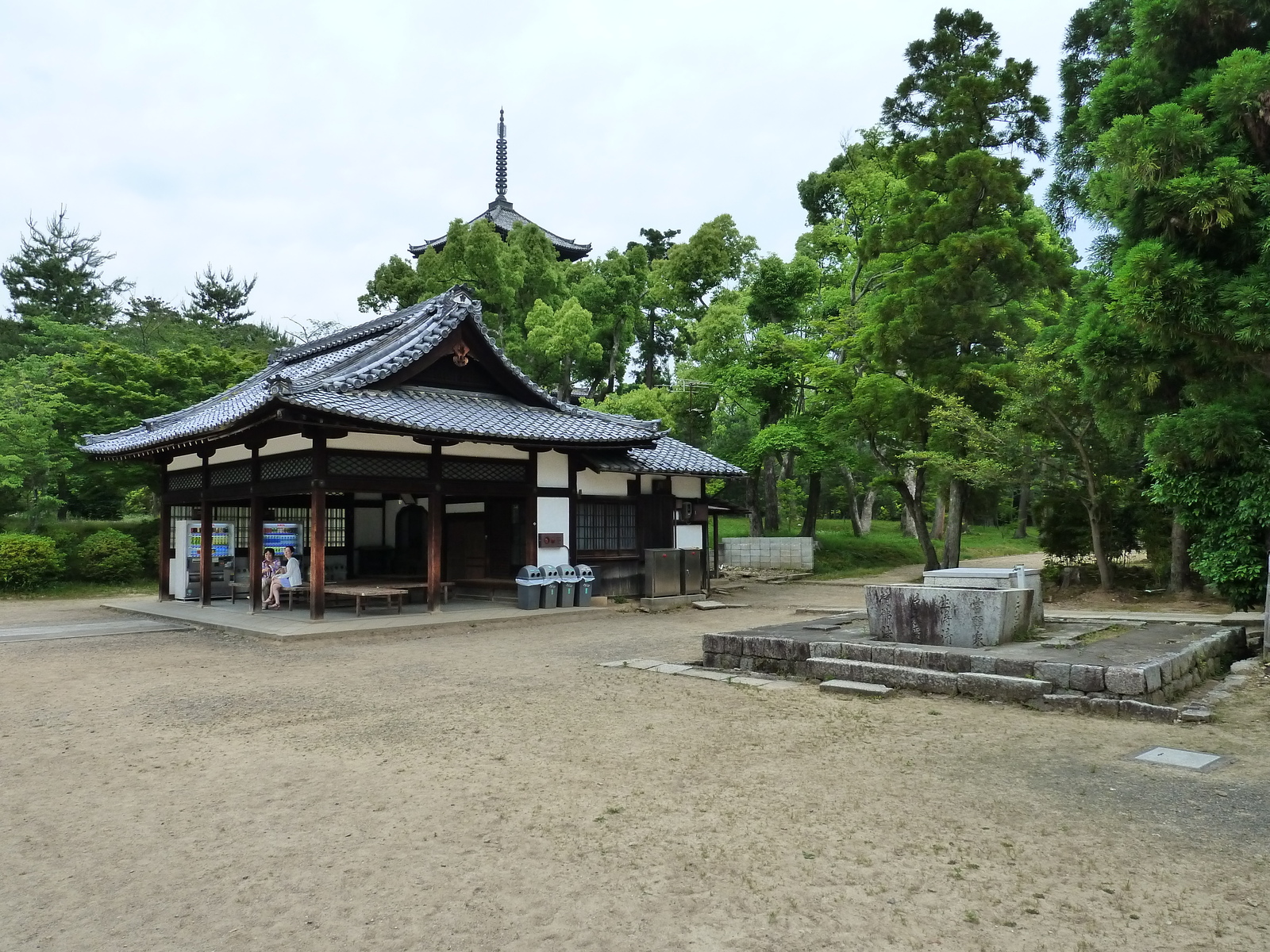 Picture Japan Kyoto Ninna ji Temple 2010-06 22 - Perspective Ninna ji Temple