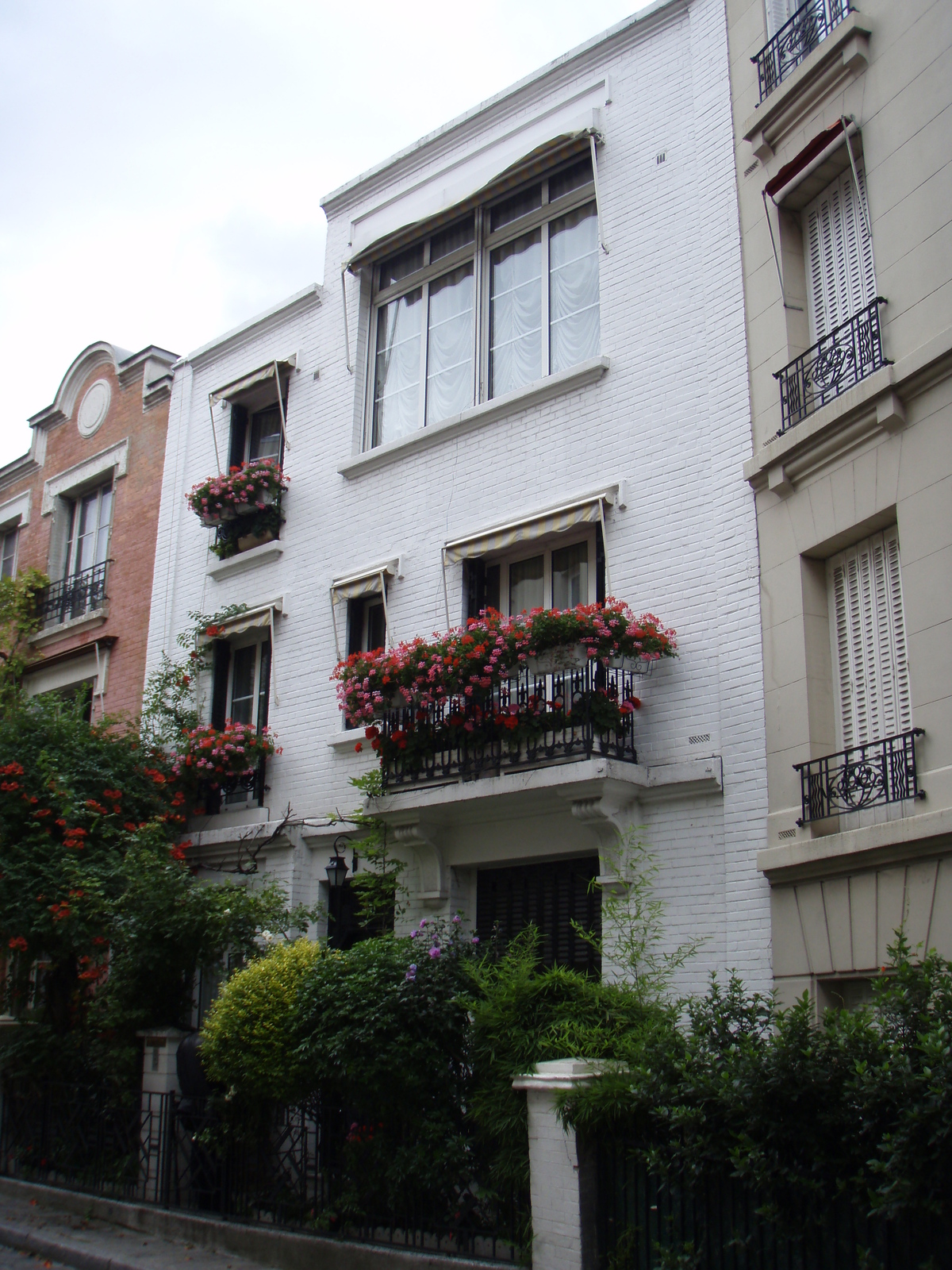 Picture France Paris 18th Arrondissement 2007-07 73 - Perspective 18th Arrondissement