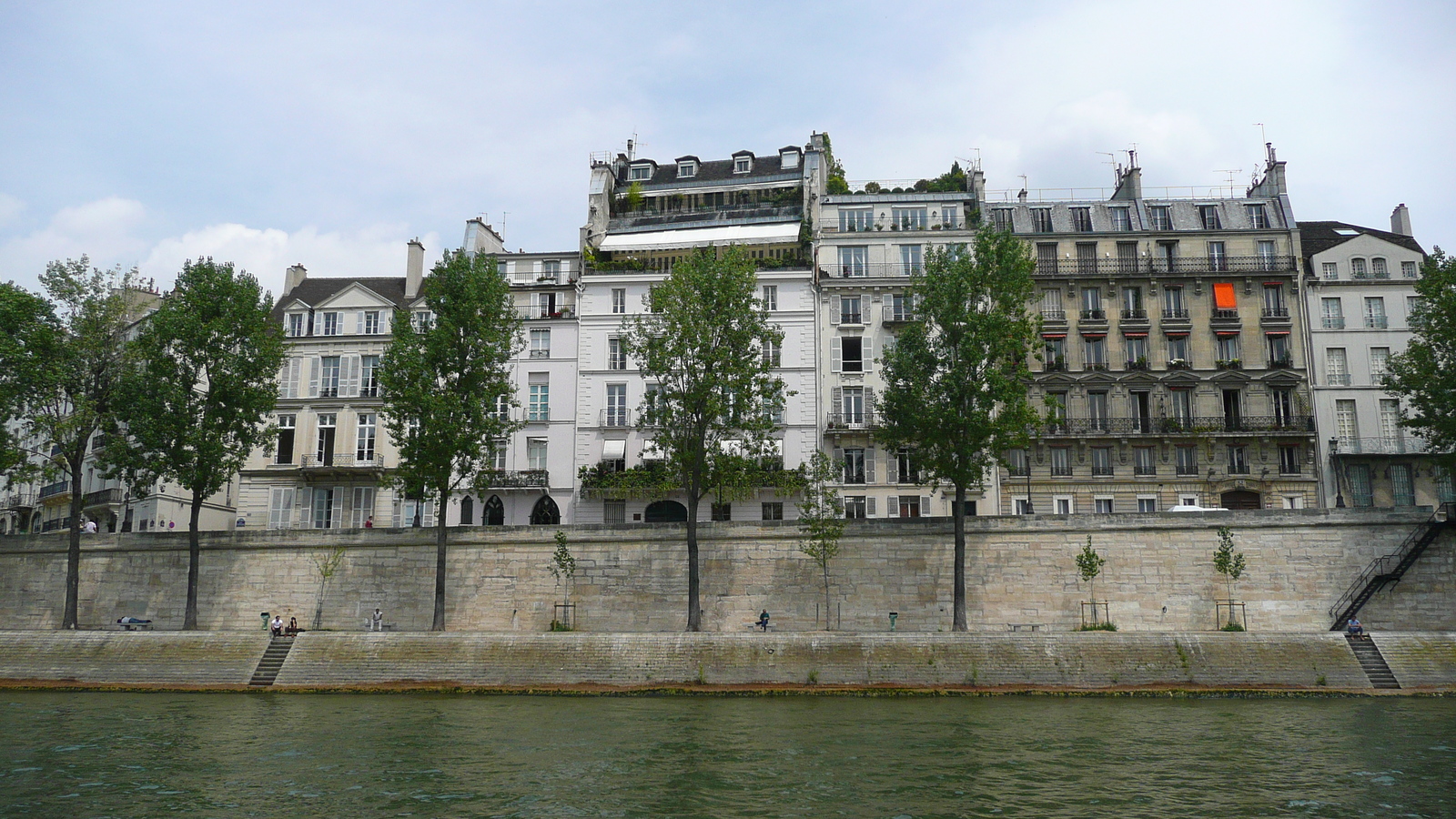 Picture France Paris Seine river 2007-06 50 - Shopping Mall Seine river