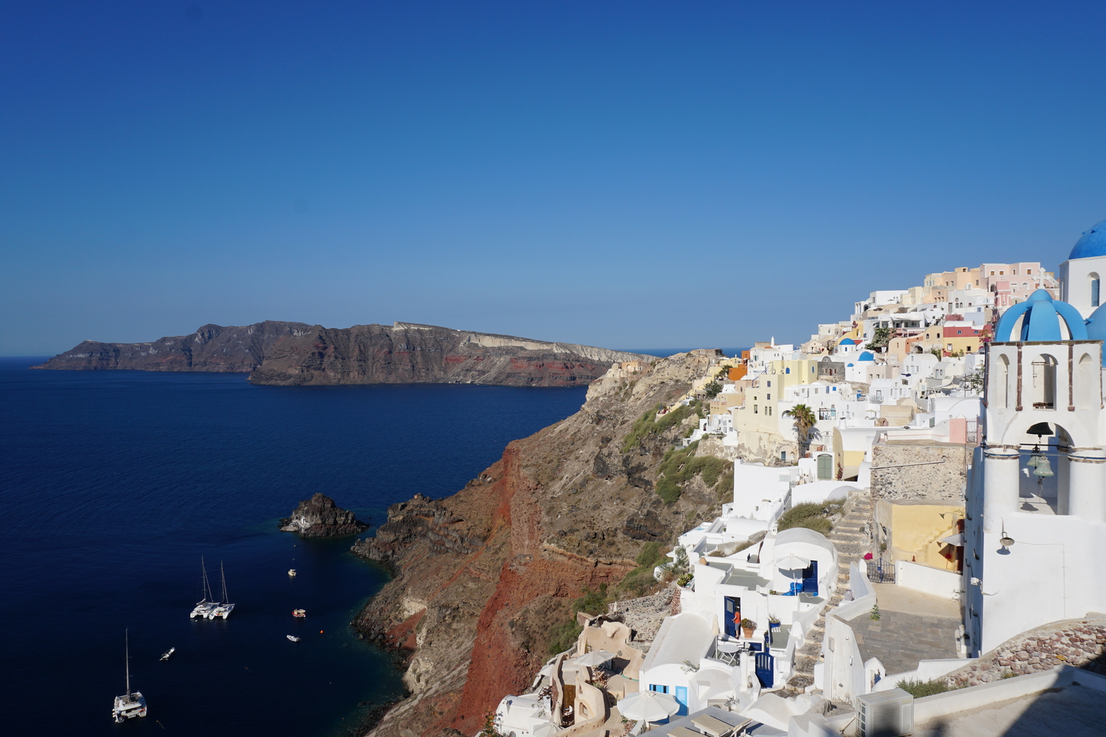 Picture Greece Santorini 2016-07 25 - Shopping Mall Santorini