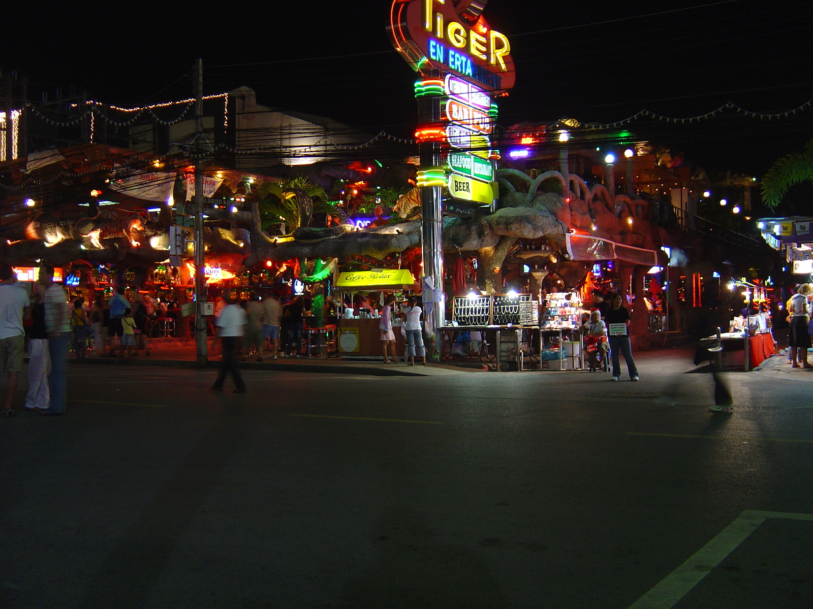 Picture Thailand Phuket Patong night 2005-12 7 - View night