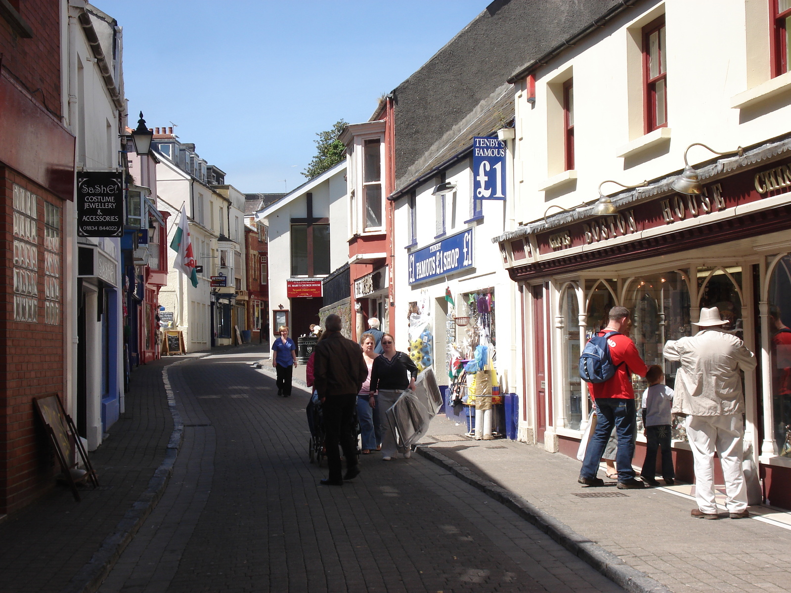 Picture United Kingdom Pembrokeshire Tenby 2006-05 76 - Photographer Tenby