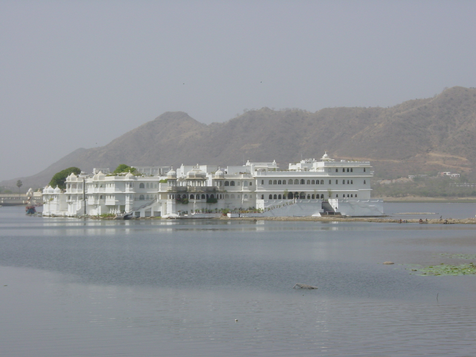 Picture India Udaipur Lake Palace Hotel 2003-05 59 - Pictures Lake Palace Hotel