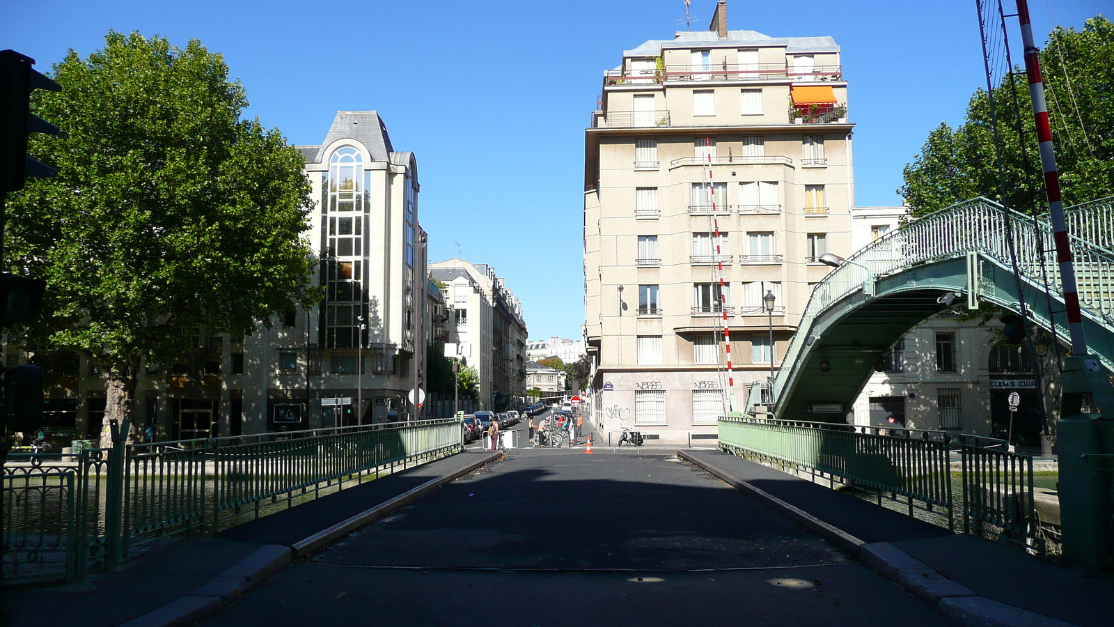 Picture France Paris Canal St Martin 2007-08 24 - Sight Canal St Martin