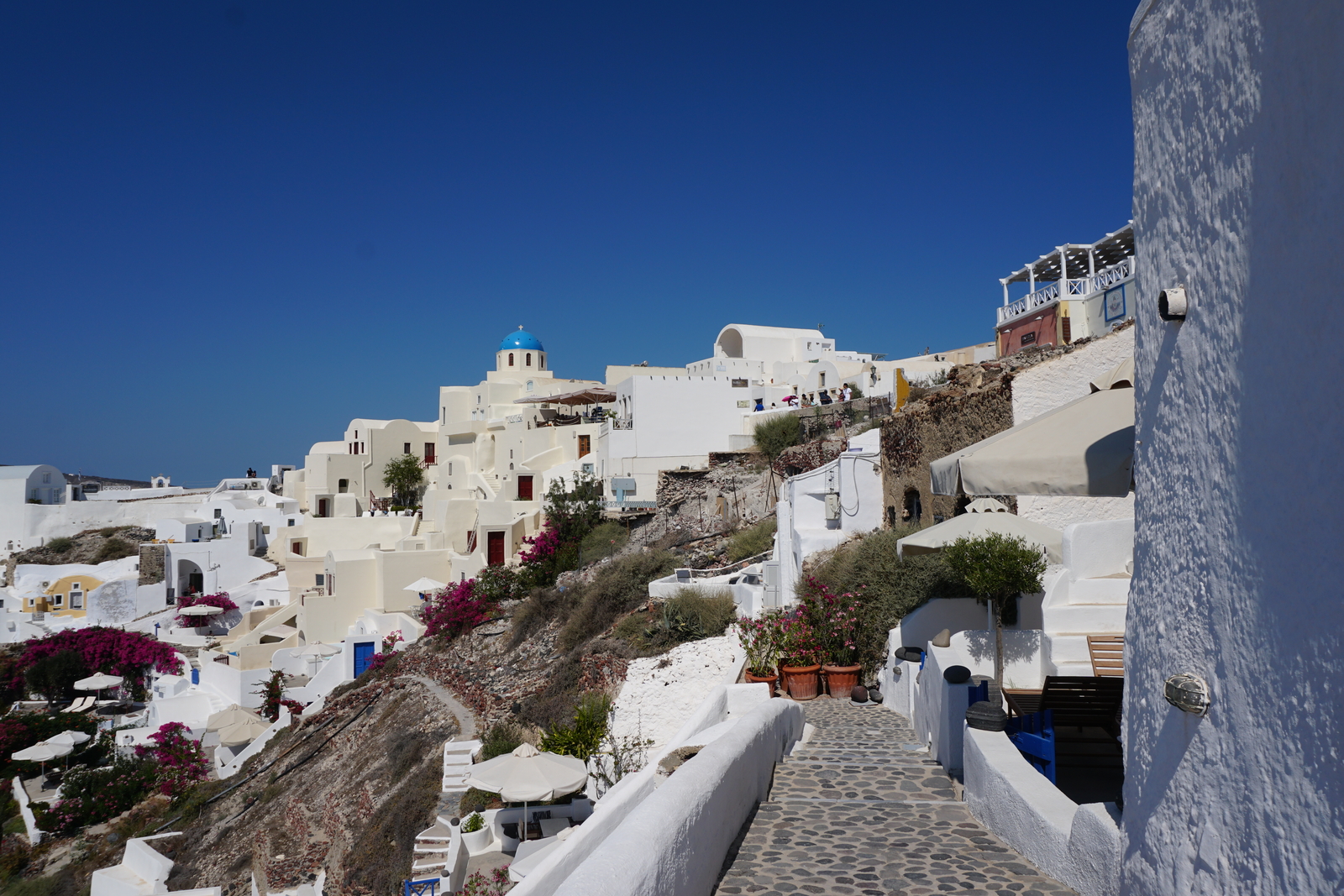 Picture Greece Santorini Oia 2016-07 46 - Road Oia