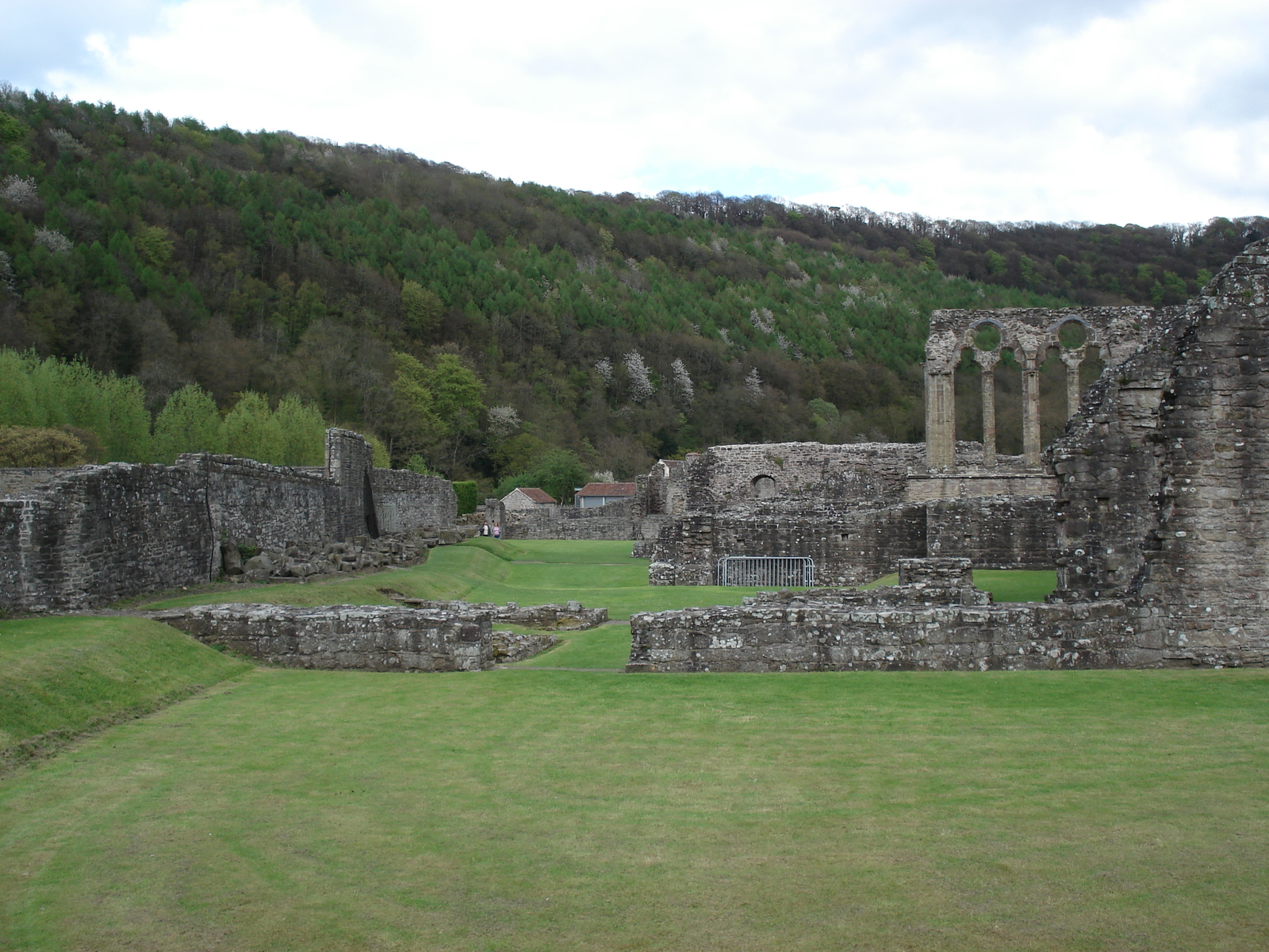 Picture United Kingdom Tintern 2006-05 26 - Tourist Tintern