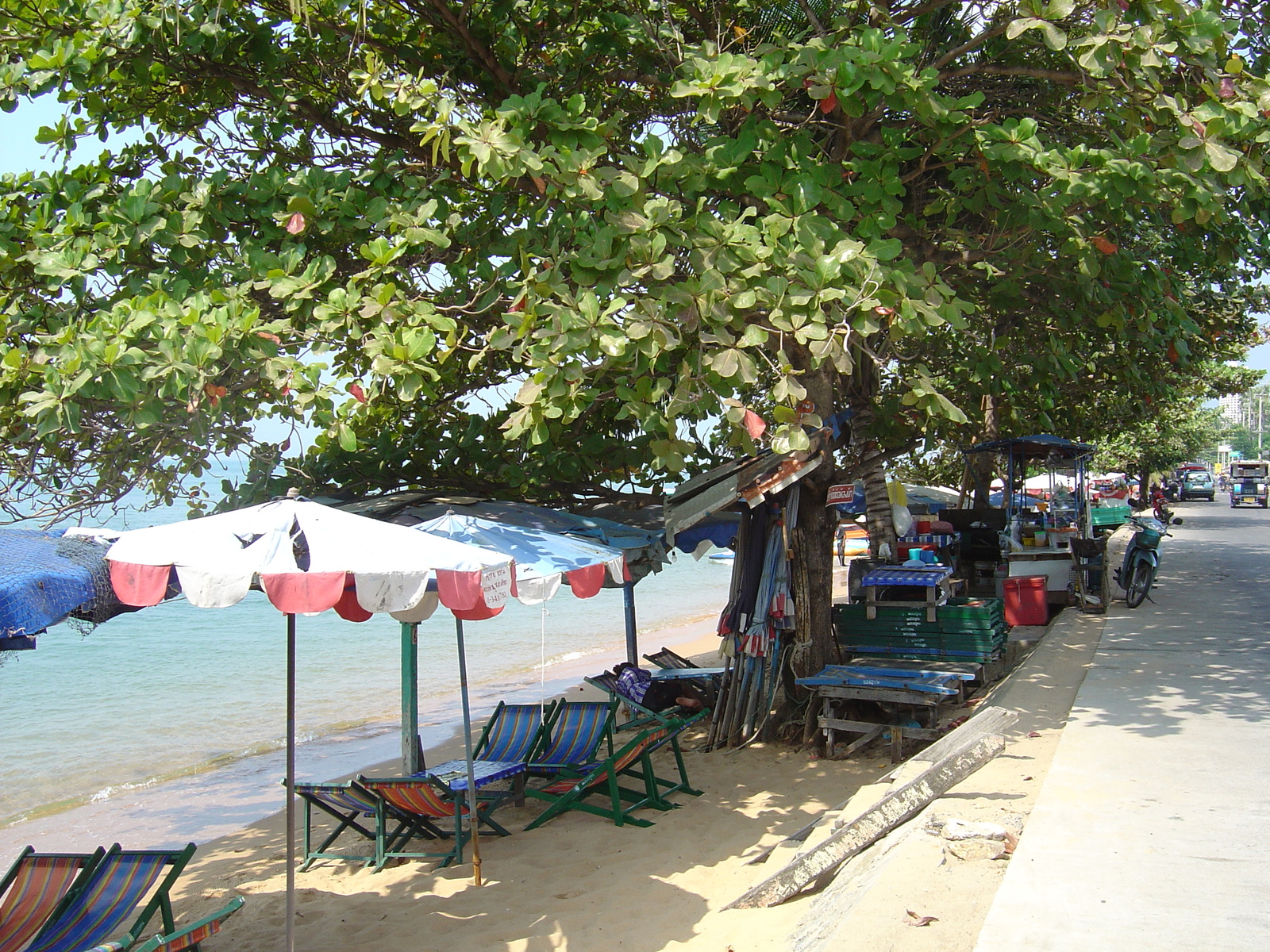 Picture Thailand Jomtien Beach 2005-01 110 - Tourist Jomtien Beach