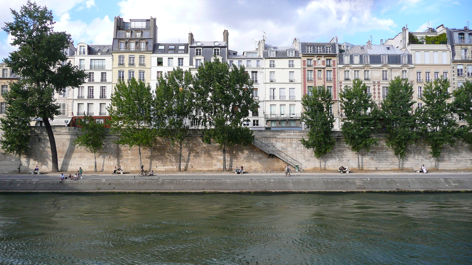 Picture France Paris La seine banks 2007-07 11 - Map La seine banks