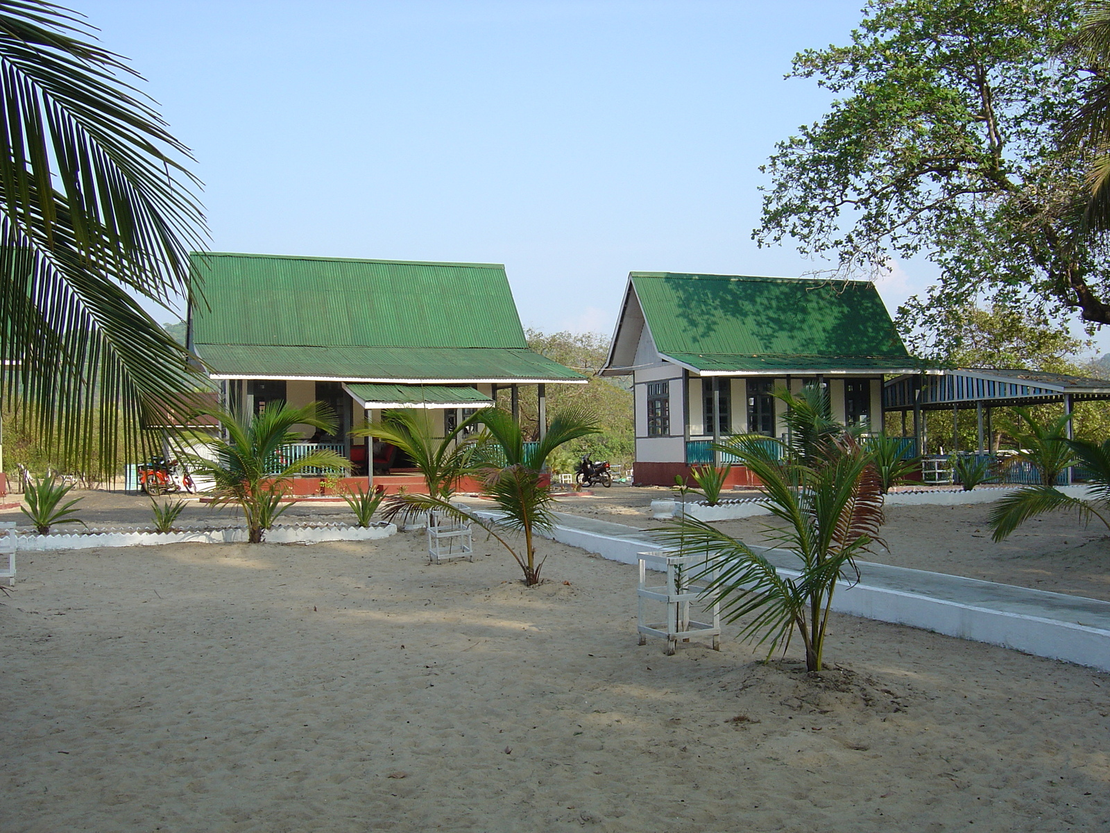 Picture Myanmar Maungmagan beach 2005-01 39 - View Maungmagan beach