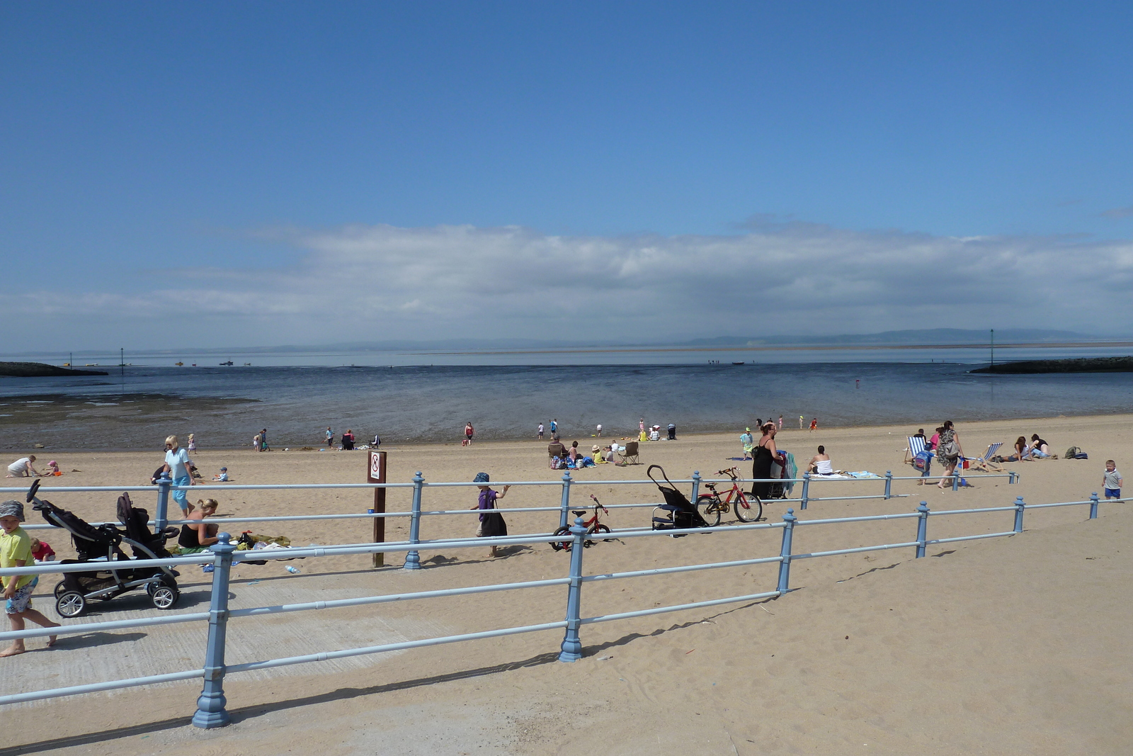 Picture United Kingdom Morecambe 2011-07 18 - Travels Morecambe