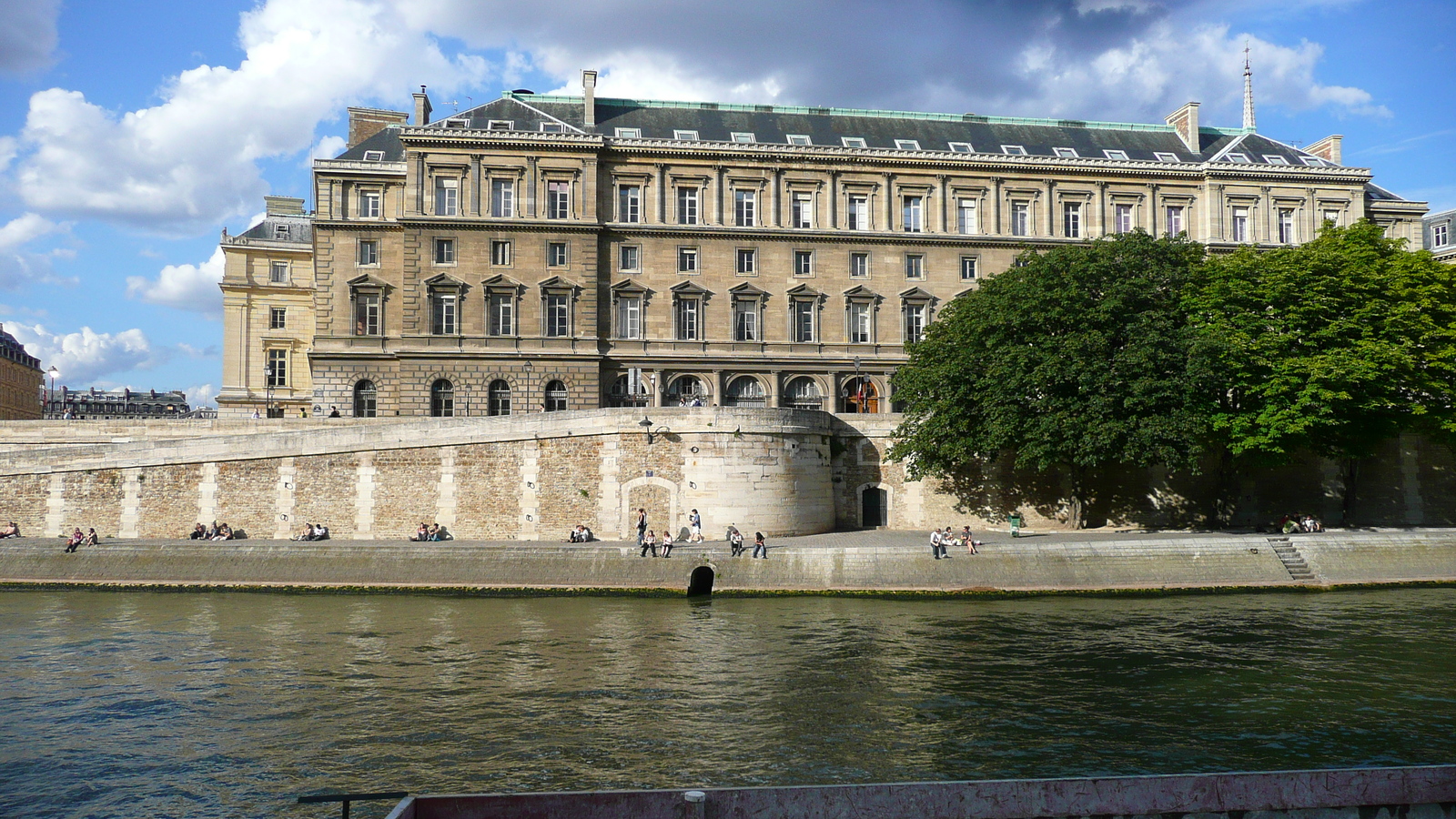 Picture France Paris La seine banks 2007-07 9 - Flights La seine banks