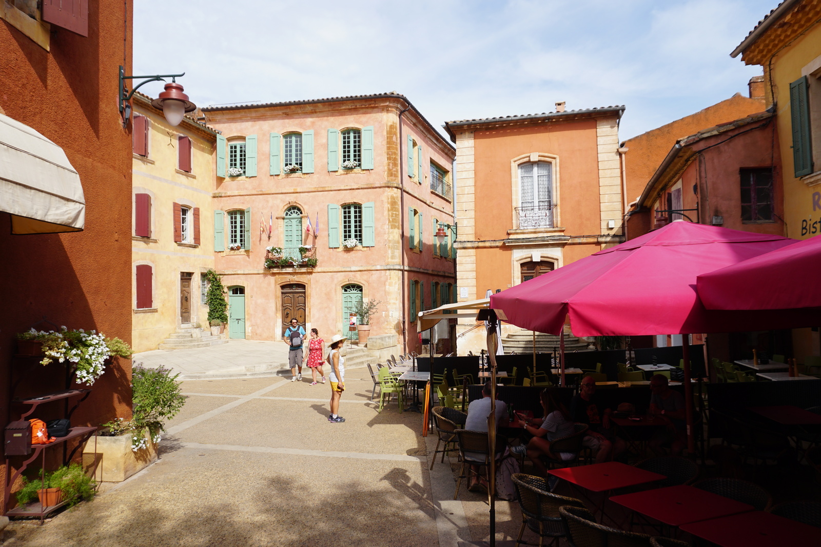 Picture France Roussillon 2017-08 4 - Perspective Roussillon