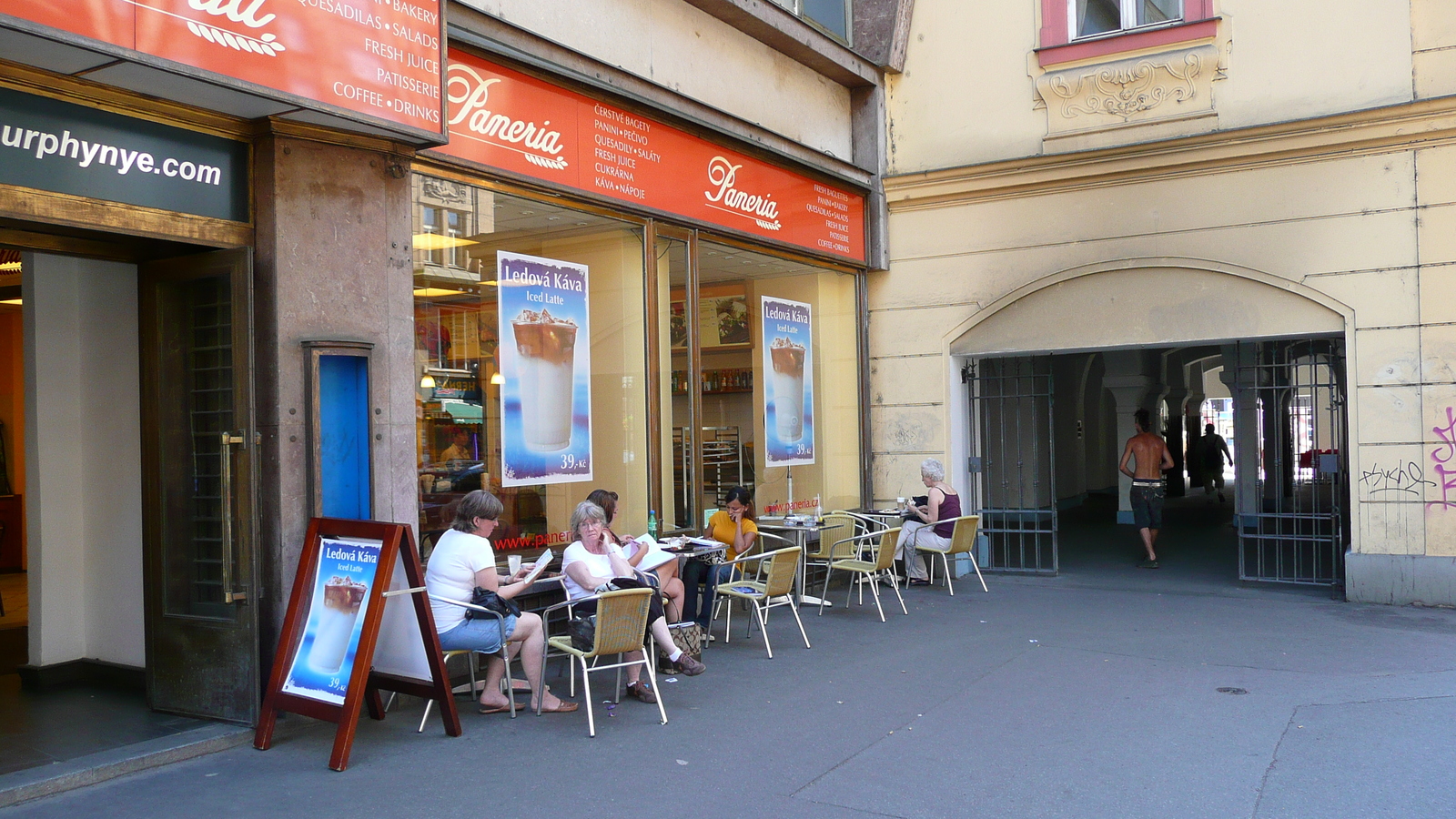 Picture Czech Republic Prague Narodni 2007-07 6 - Tourist Attraction Narodni