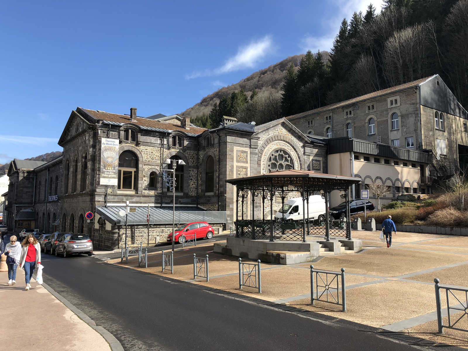 Picture France Le mont dore 2018-04 16 - View Le mont dore