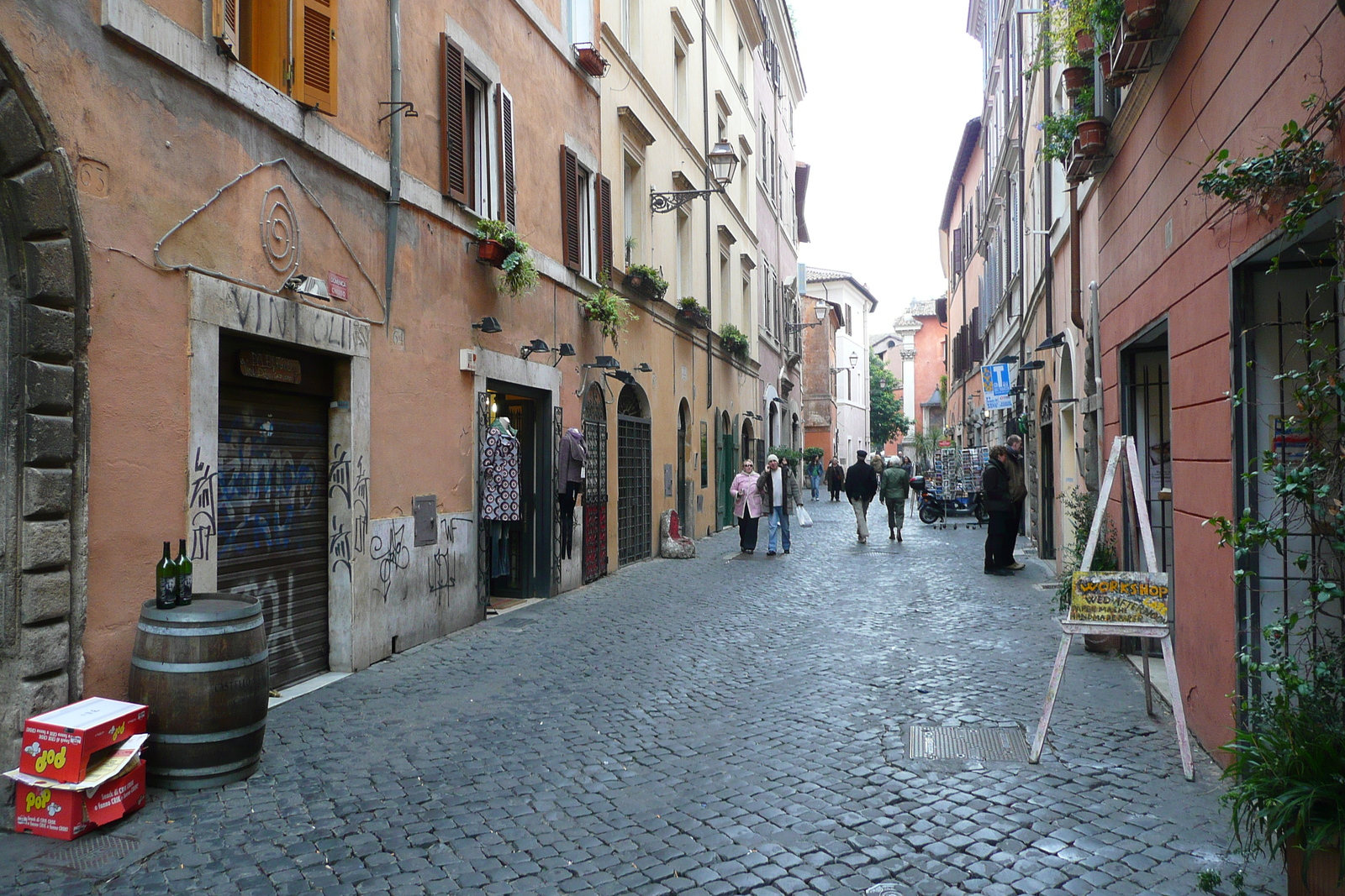 Picture Italy Rome Trastevere 2007-11 22 - Photographers Trastevere