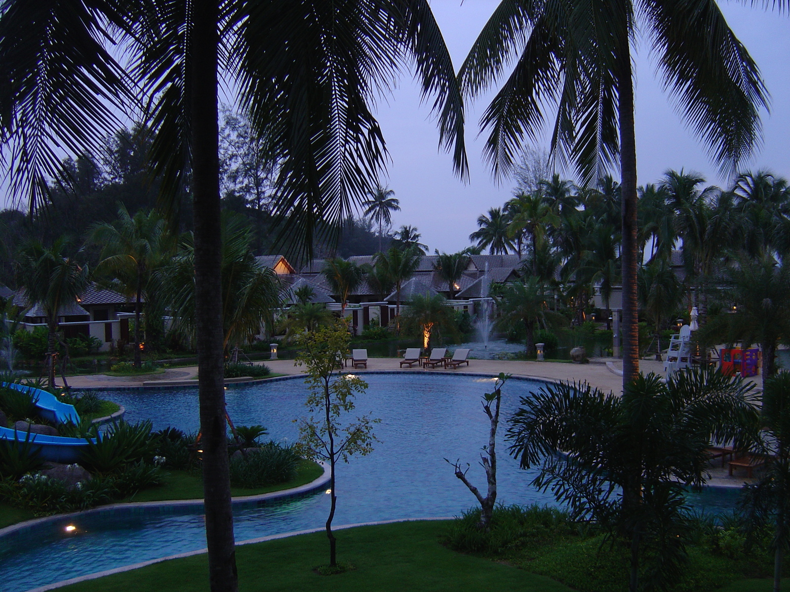 Picture Thailand Khao Lak Meridien Khao Lak Hotel 2005-12 181 - Car Meridien Khao Lak Hotel