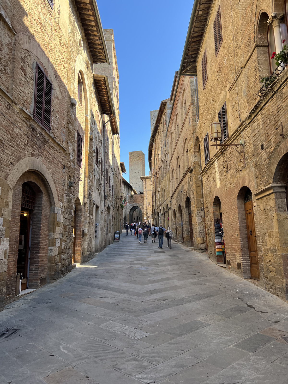 Picture Italy San Gimignano 2021-09 60 - Perspective San Gimignano