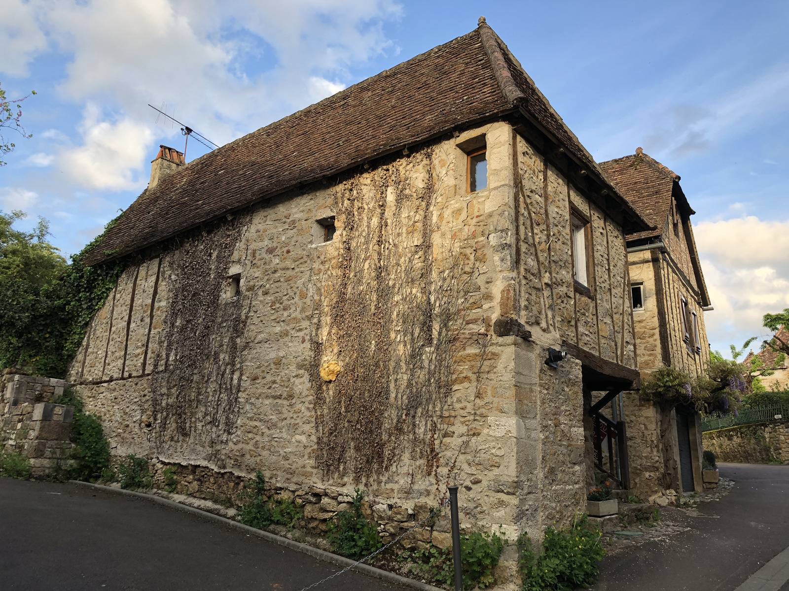 Picture France Carennac 2018-04 62 - Perspective Carennac