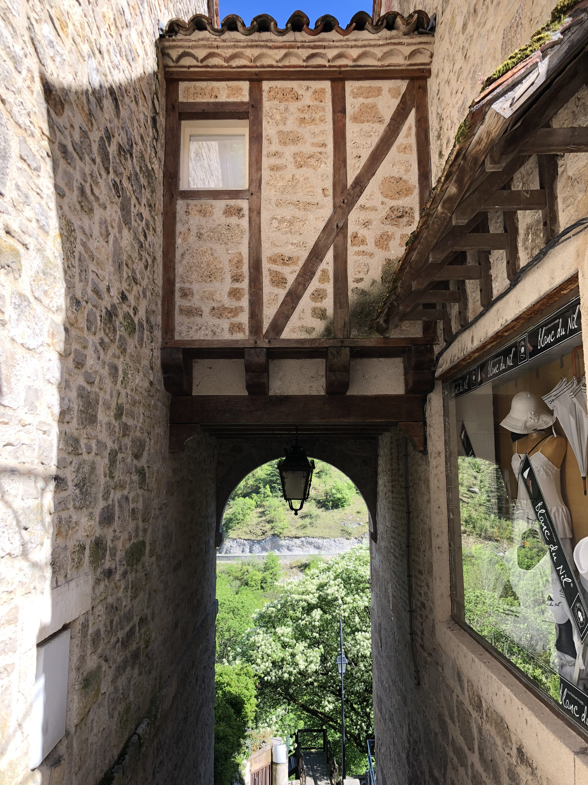 Picture France Rocamadour 2018-04 51 - Tourist Rocamadour