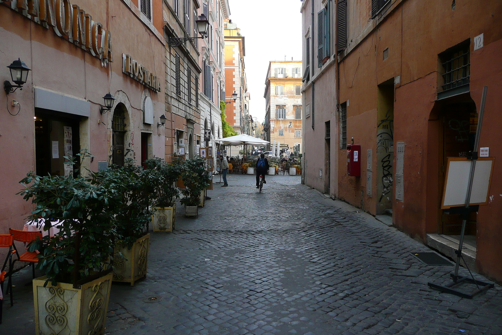 Picture Italy Rome Trastevere 2007-11 21 - Photographers Trastevere