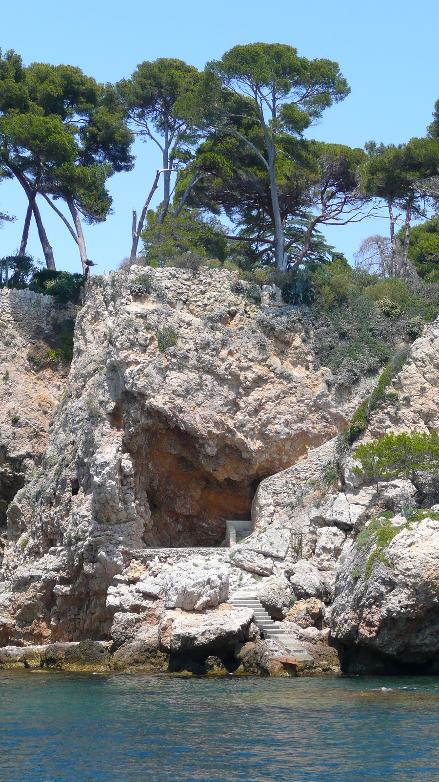 Picture France Cap d'Antibes Anse de l'Argent Faux 2007-07 42 - Flight Anse de l'Argent Faux