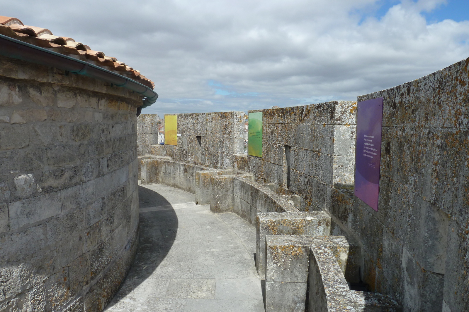 Picture France La Rochelle Chain Tower 2010-08 22 - Sight Chain Tower