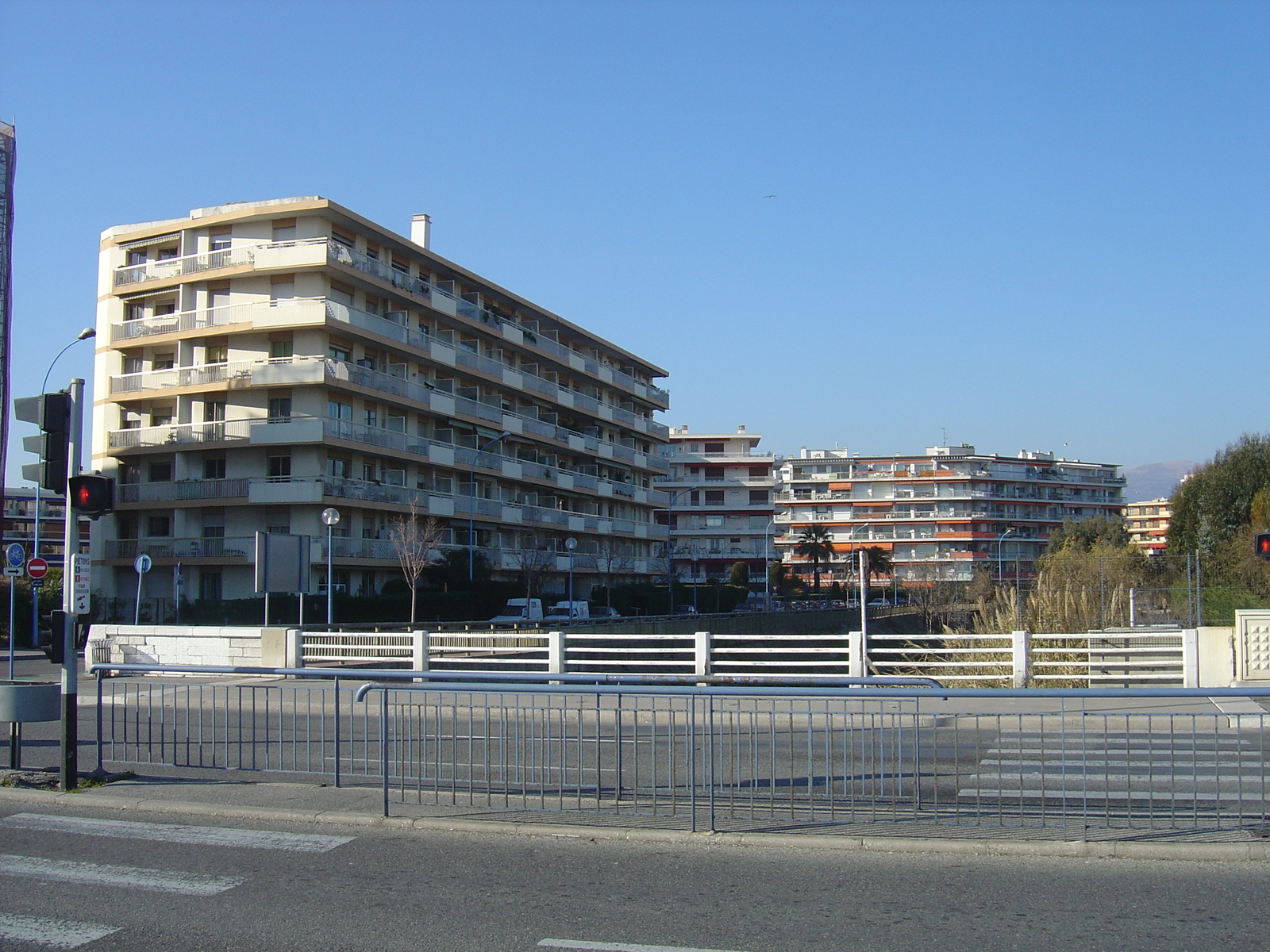 Picture France Cagnes sur Mer 2006-01 105 - Road Cagnes sur Mer