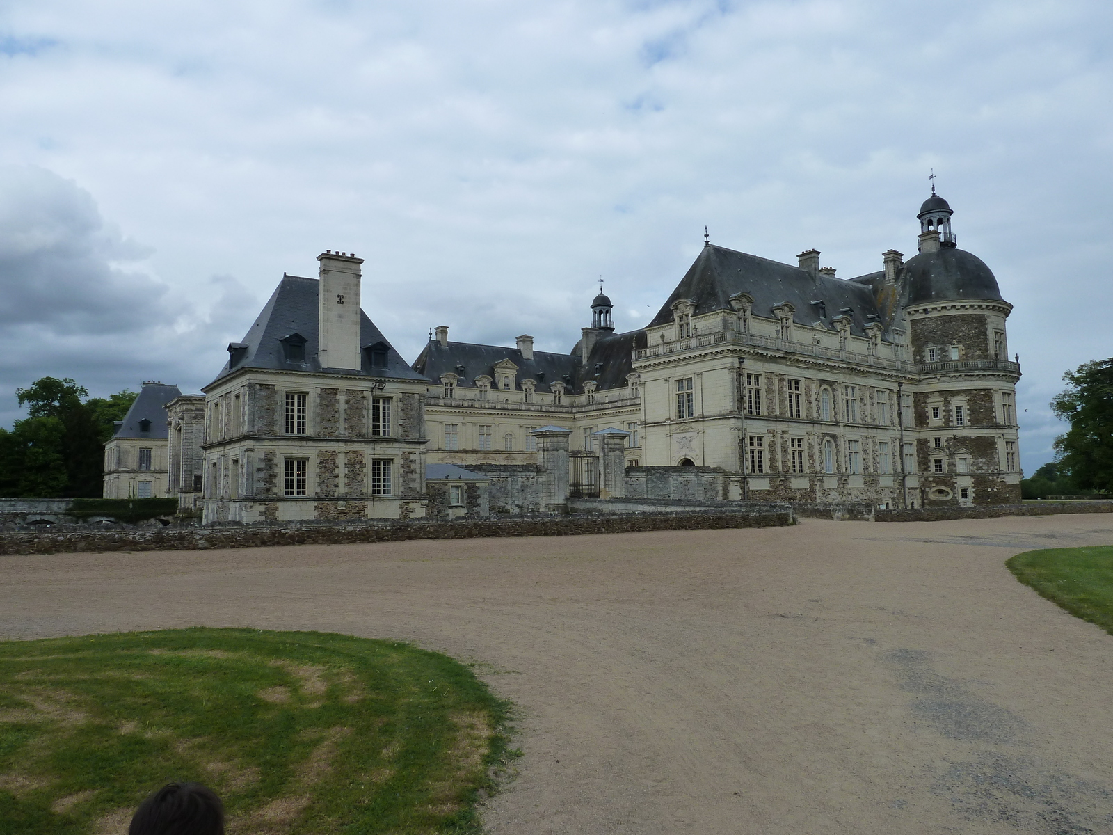 Picture France Serrant castle 2010-04 20 - Journey Serrant castle