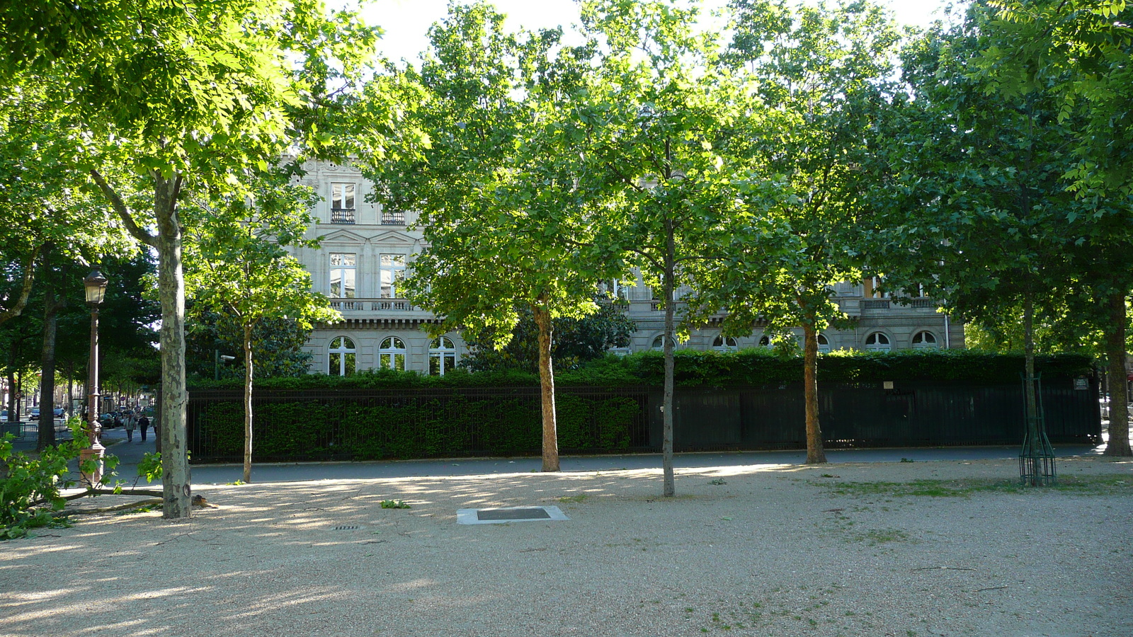 Picture France Paris Etoile and Arc de Triomphe 2007-05 100 - Photographers Etoile and Arc de Triomphe