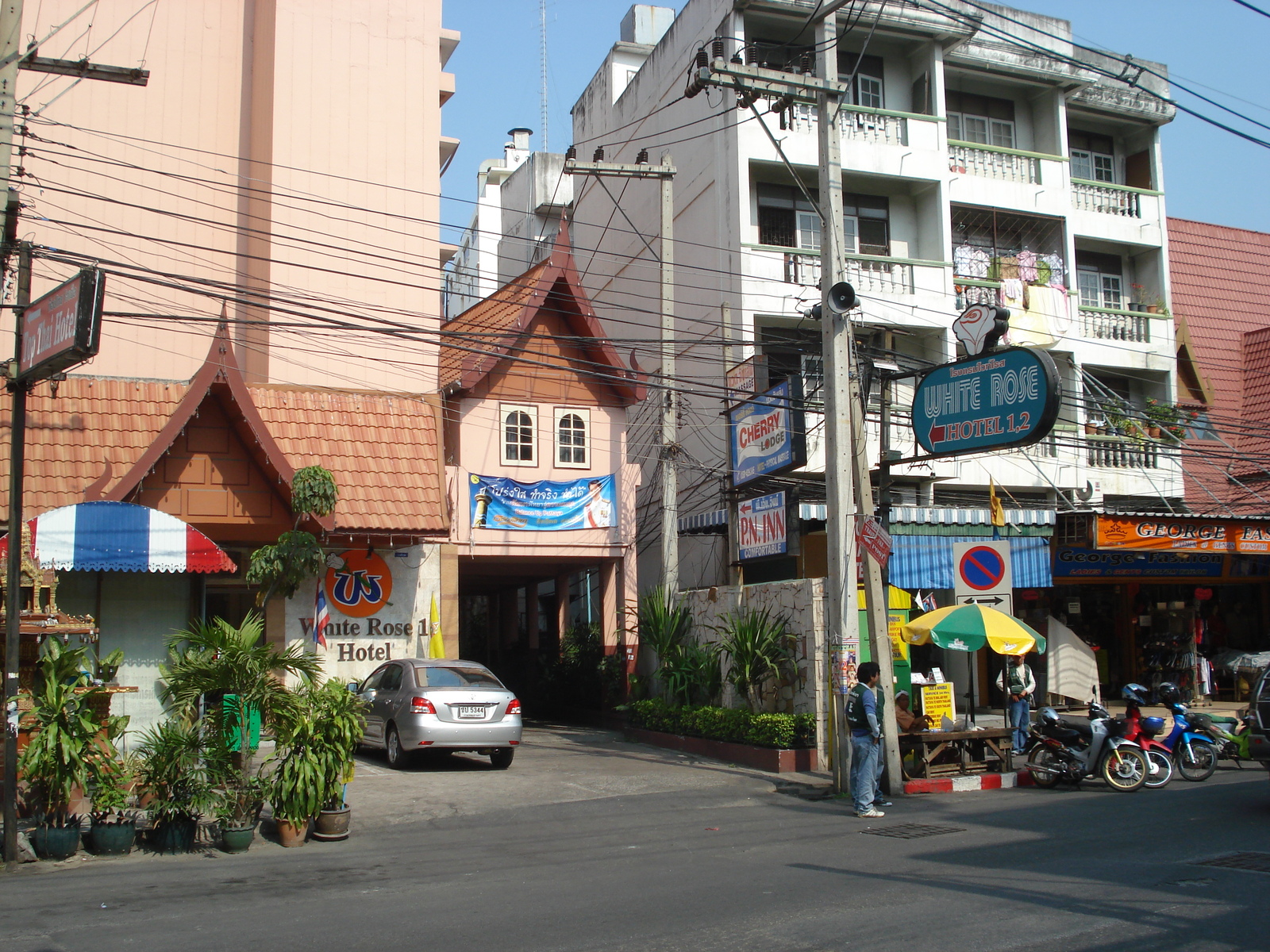 Picture Thailand Pattaya Pattaya 2nd road 2008-01 49 - Discover Pattaya 2nd road