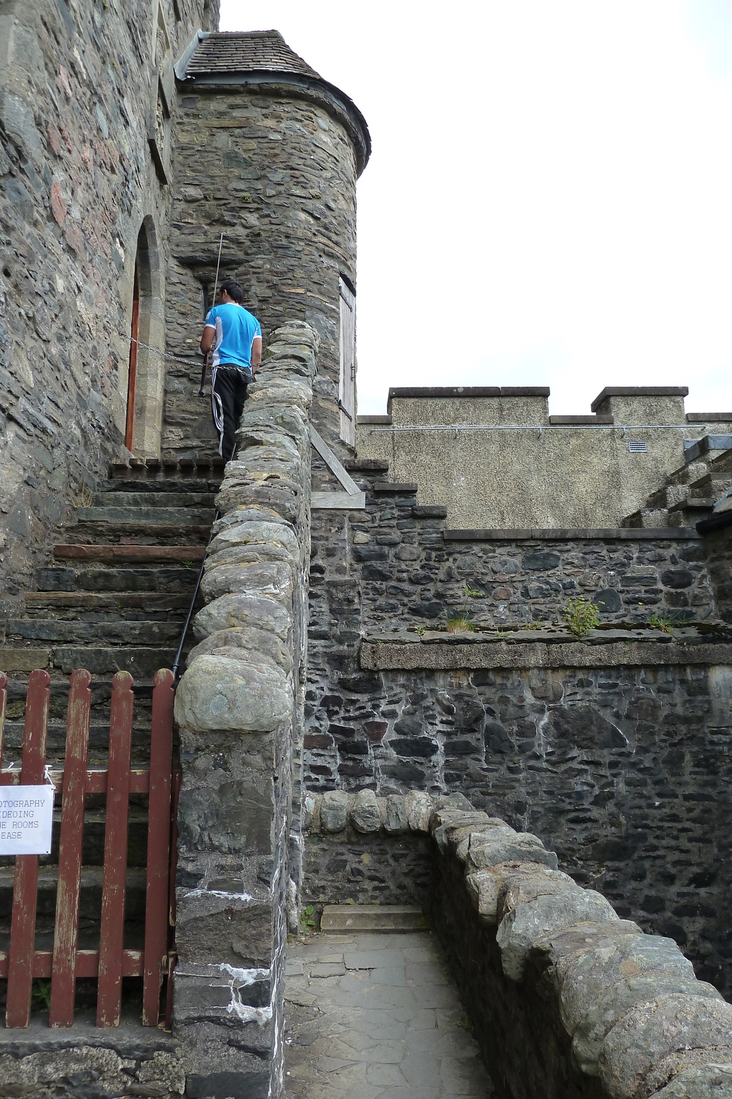 Picture United Kingdom Scotland Eilean Donan Castle 2011-07 52 - Perspective Eilean Donan Castle