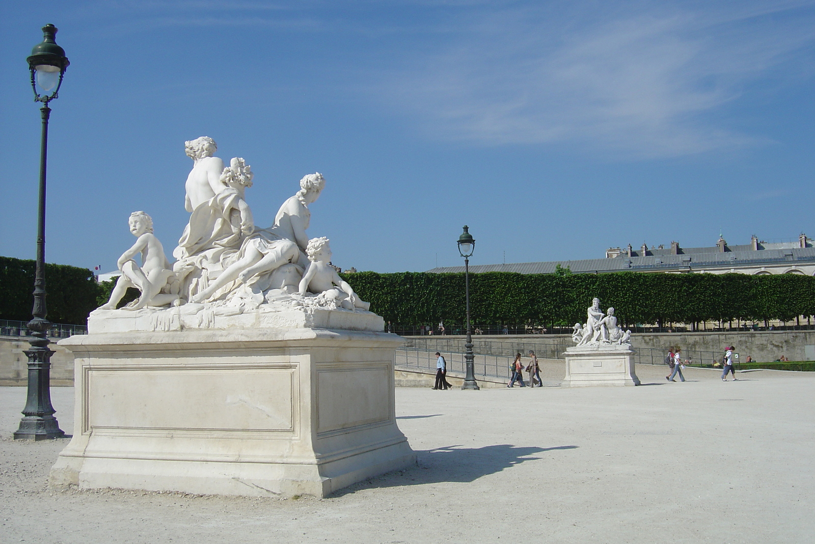 Picture France Paris Garden of Tuileries 2007-05 79 - Tourist Attraction Garden of Tuileries