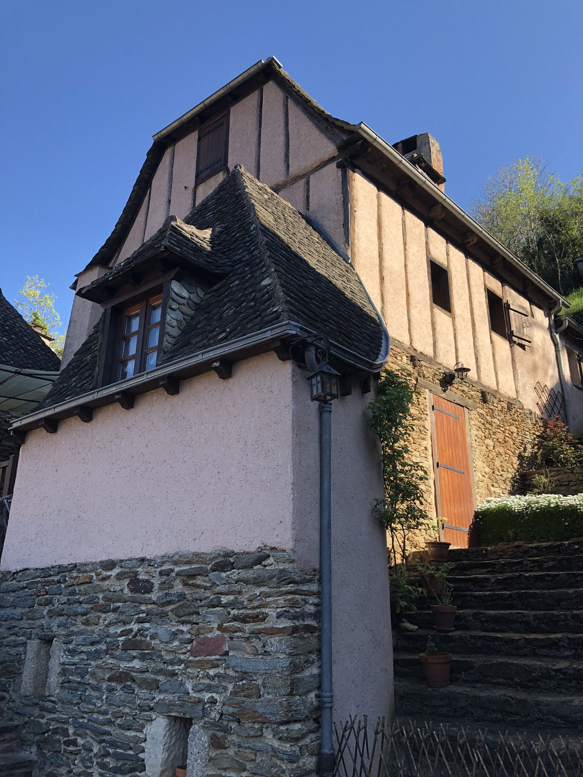 Picture France Conques 2018-04 46 - Flight Conques