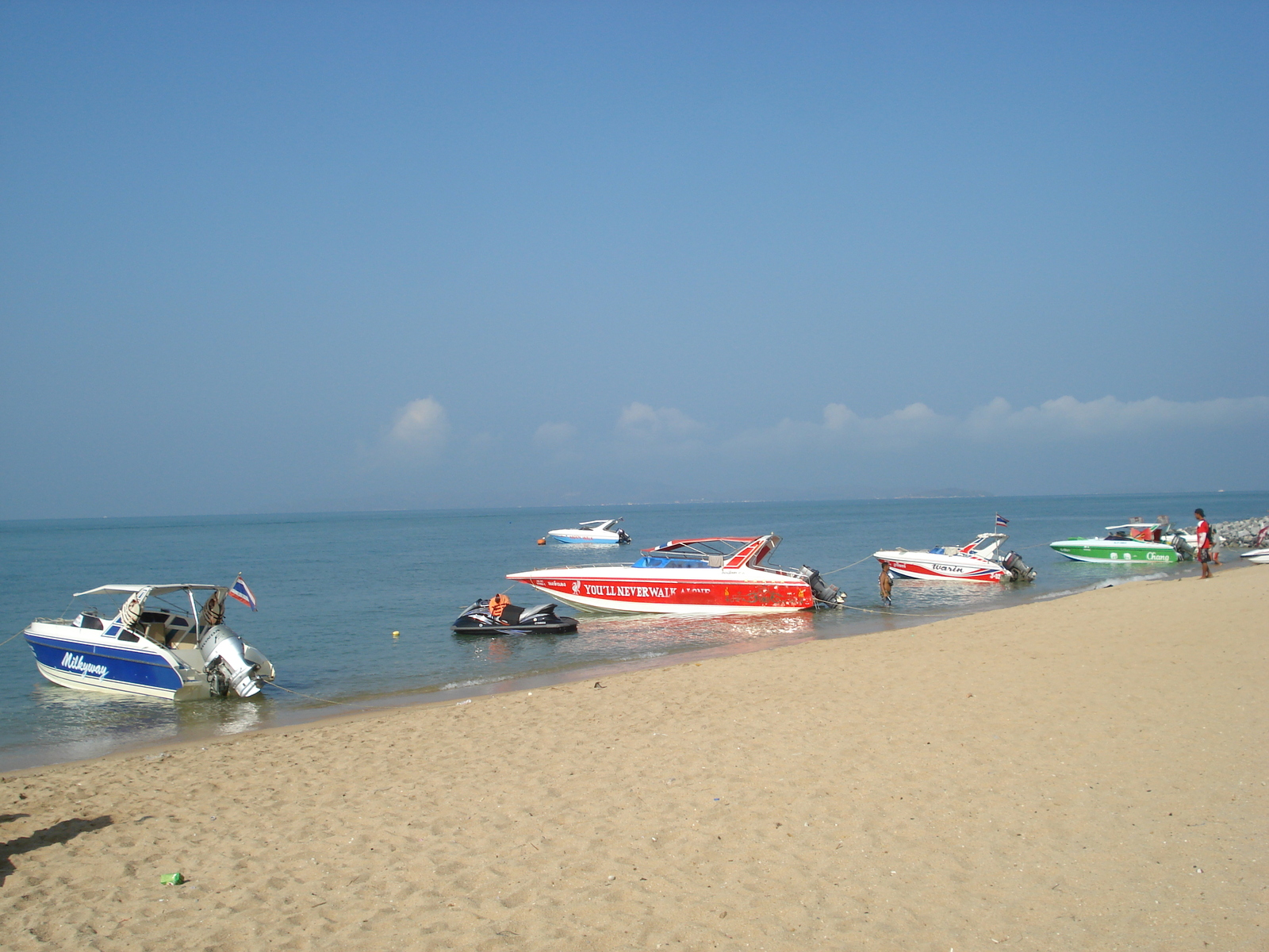 Picture Thailand Pattaya Dongtan beach 2008-01 13 - Flight Dongtan beach