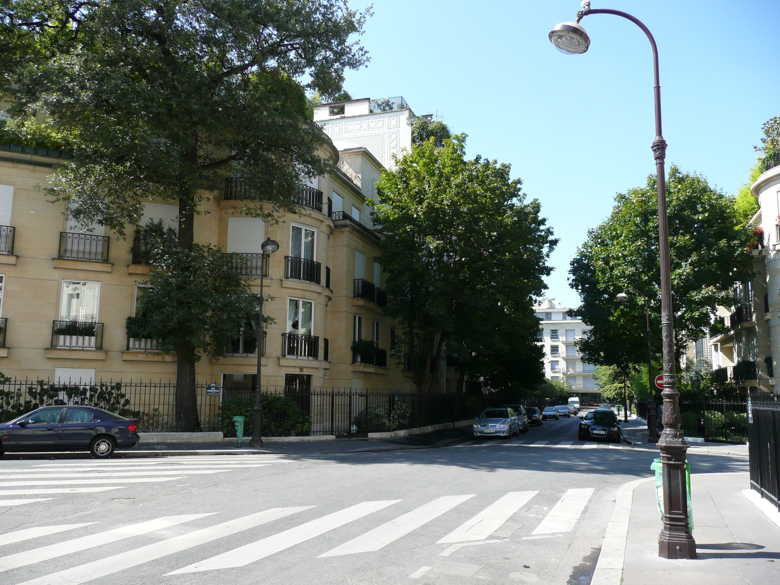 Picture France Paris 16th Arrondissement Rue Alberic Magnard 2007-08 4 - Views Rue Alberic Magnard