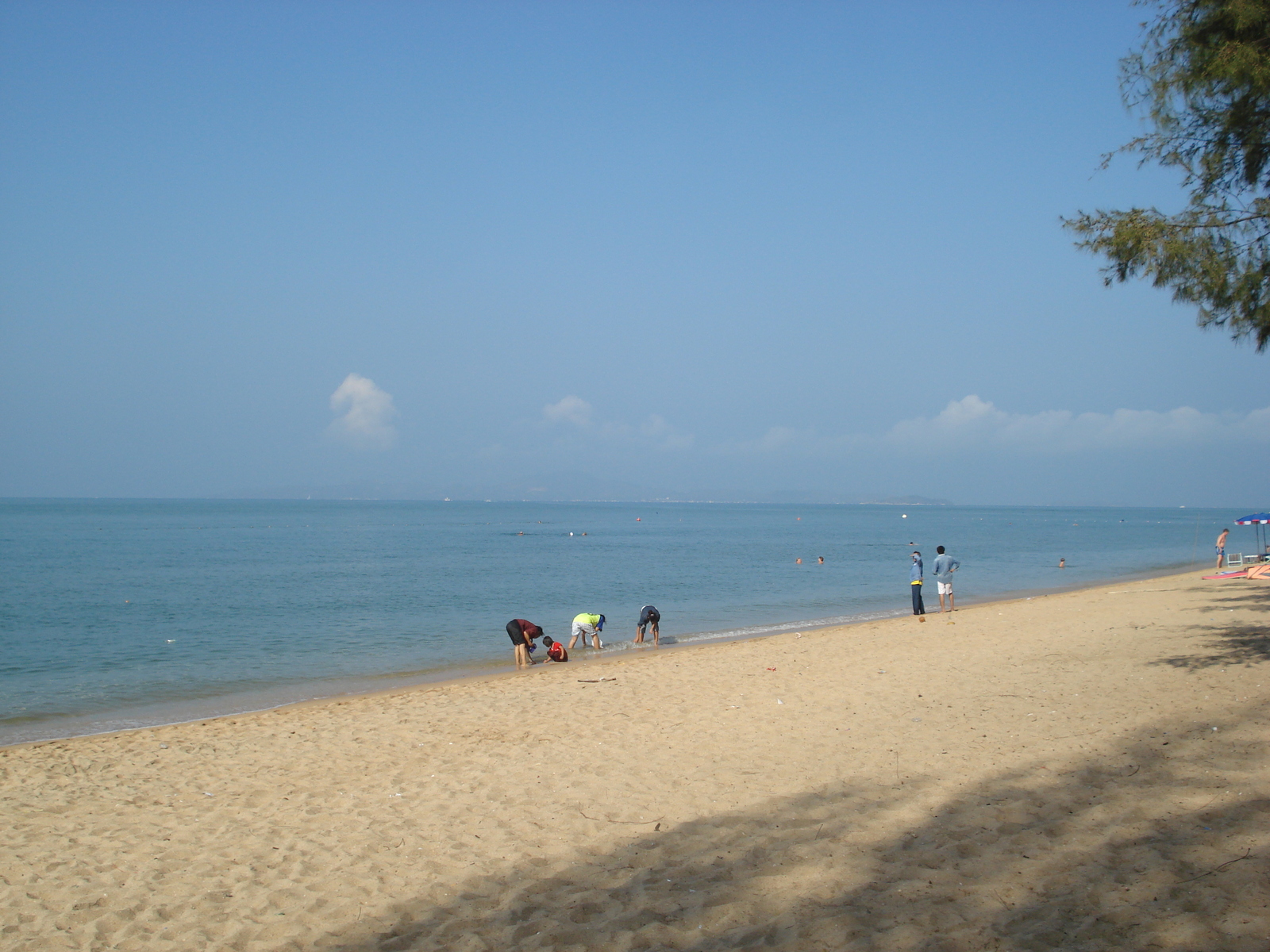 Picture Thailand Pattaya Dongtan beach 2008-01 30 - Trip Dongtan beach