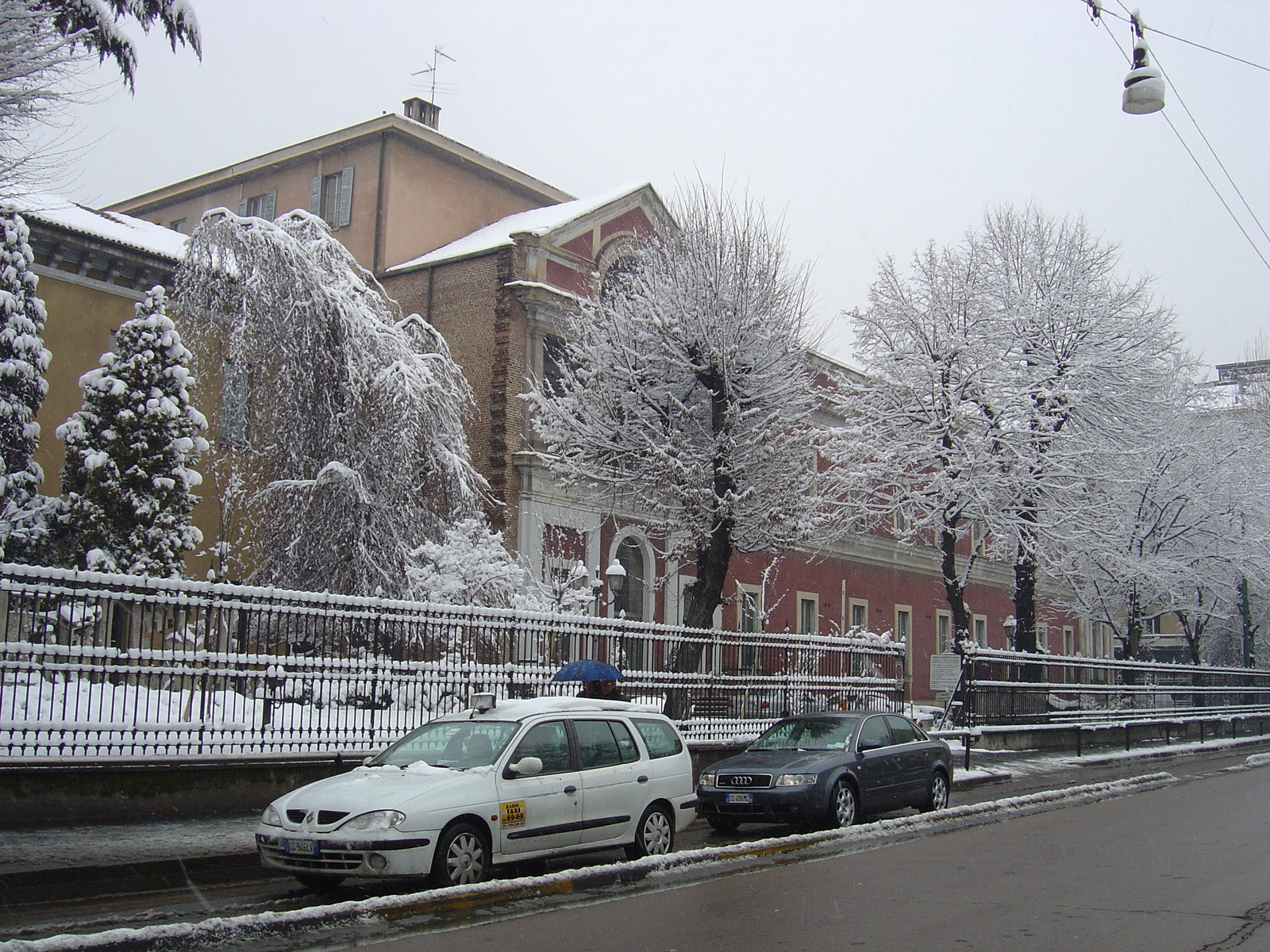 Picture Italy Milan 2005-03 11 - Tourist Places Milan