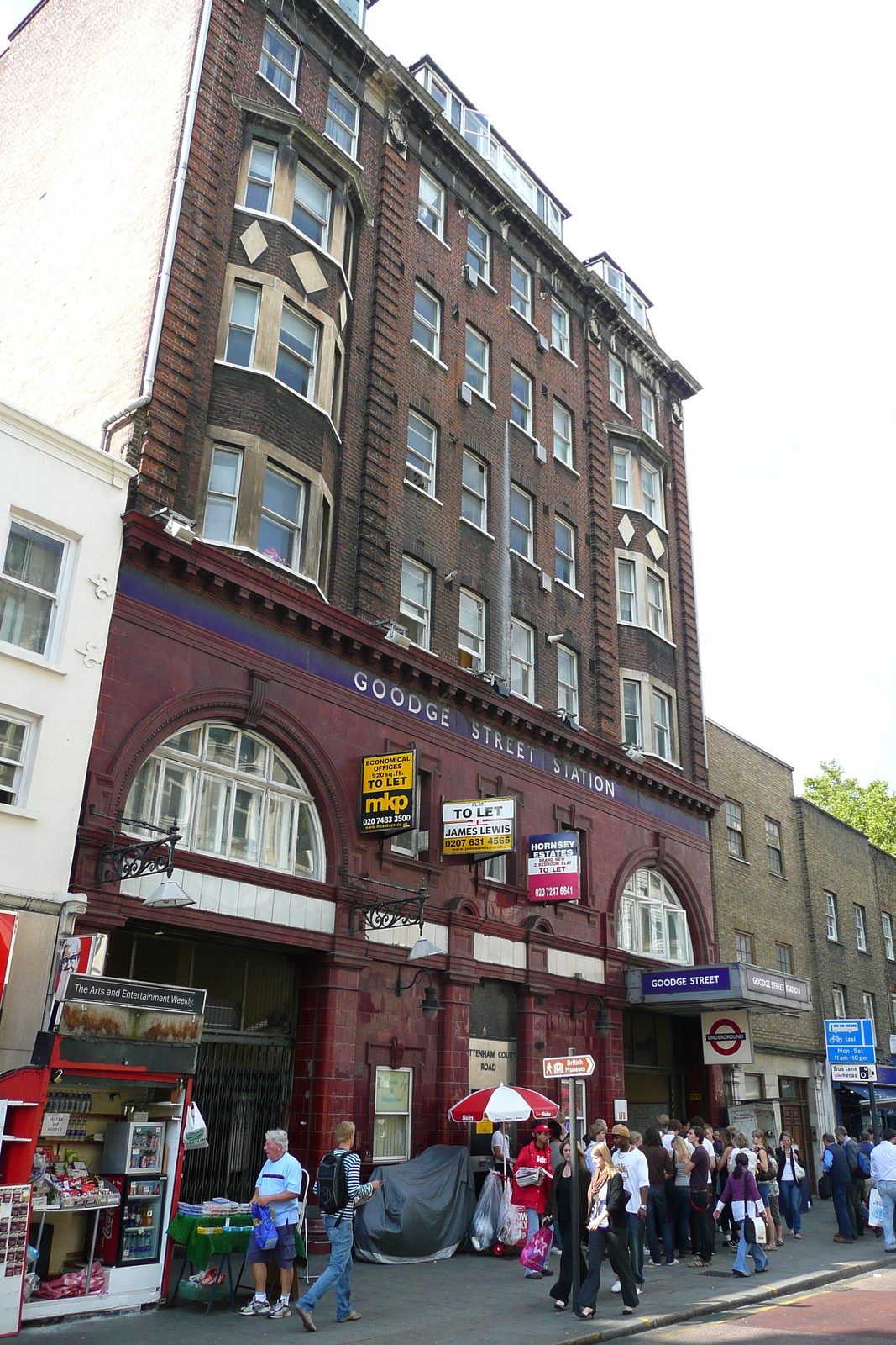 Picture United Kingdom London Tottenham Court Road 2007-09 3 - Picture Tottenham Court Road