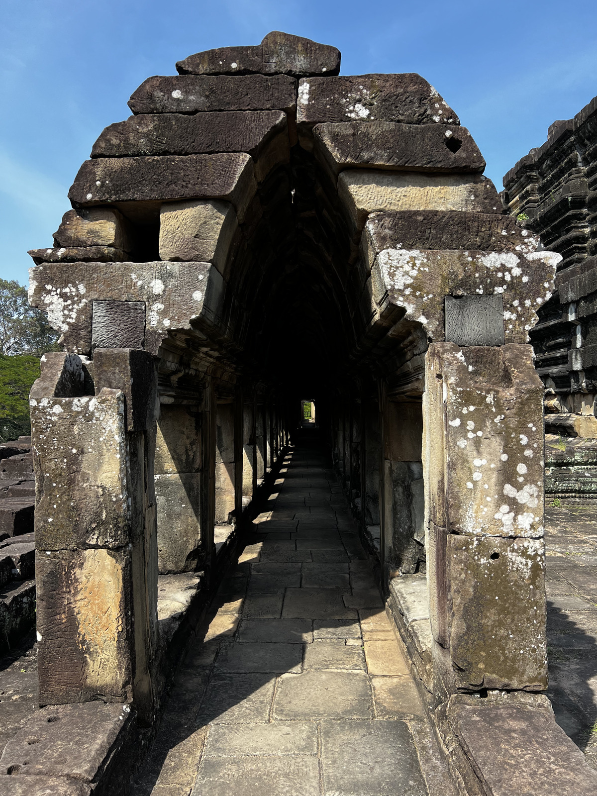 Picture Cambodia Siem Reap Baphuon 2023-01 25 - Sightseeing Baphuon