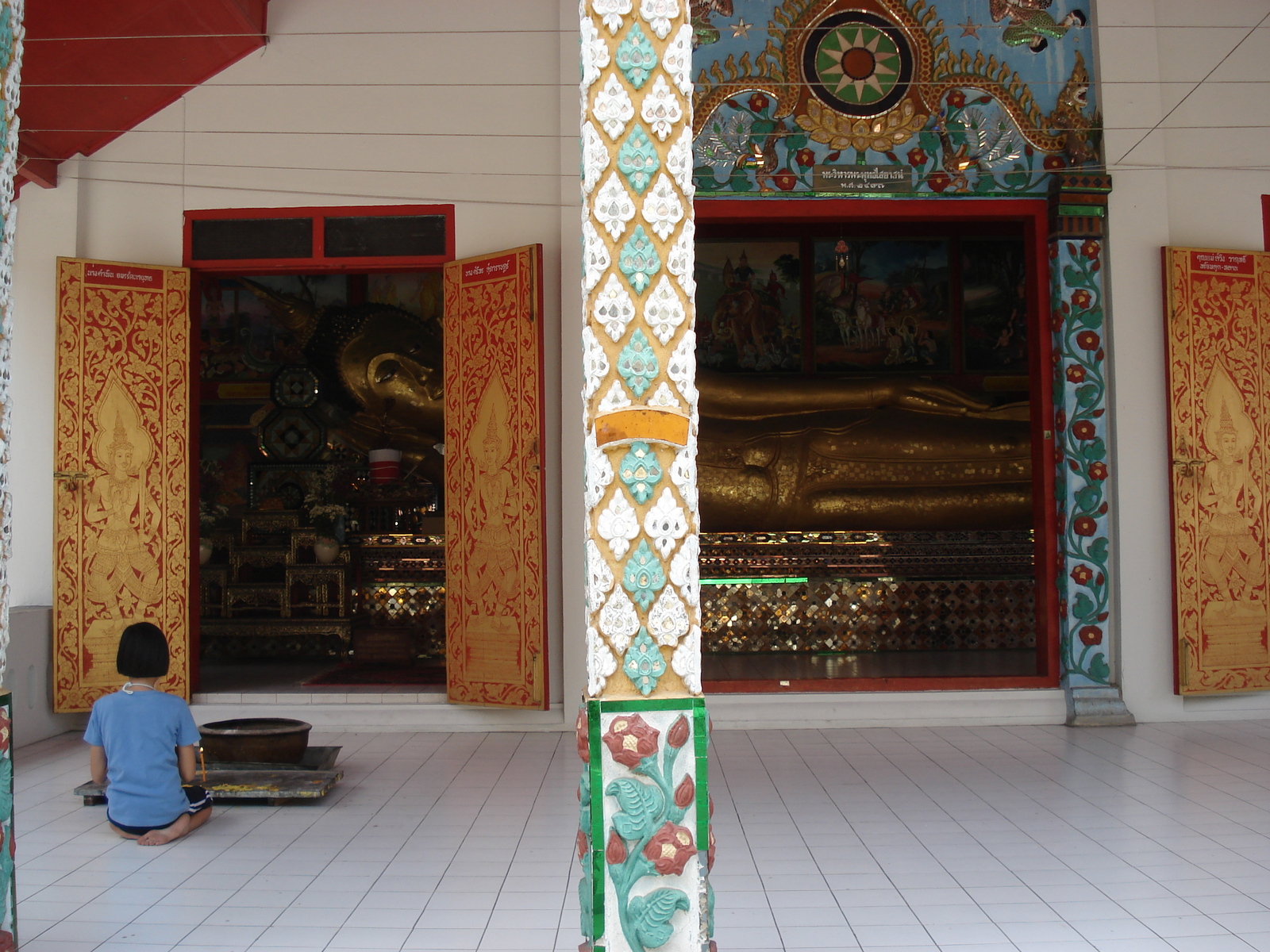 Picture Thailand Chiang Mai Inside Canal Wat Mun Ngeun Khong temple 2006-04 0 - Picture Wat Mun Ngeun Khong temple