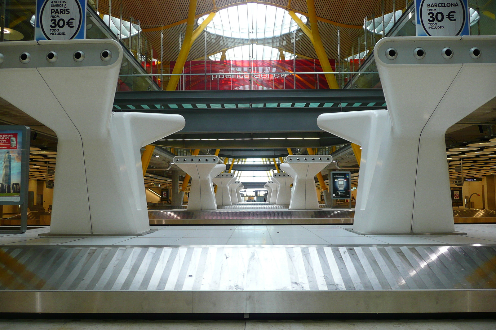 Picture Spain Madrid Barajas Airport 2007-09 65 - Tourist Attraction Barajas Airport