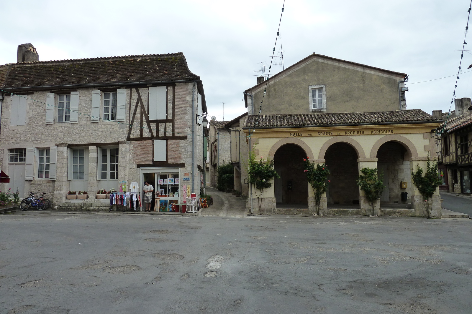 Picture France Issigeac 2010-08 24 - Tourist Issigeac