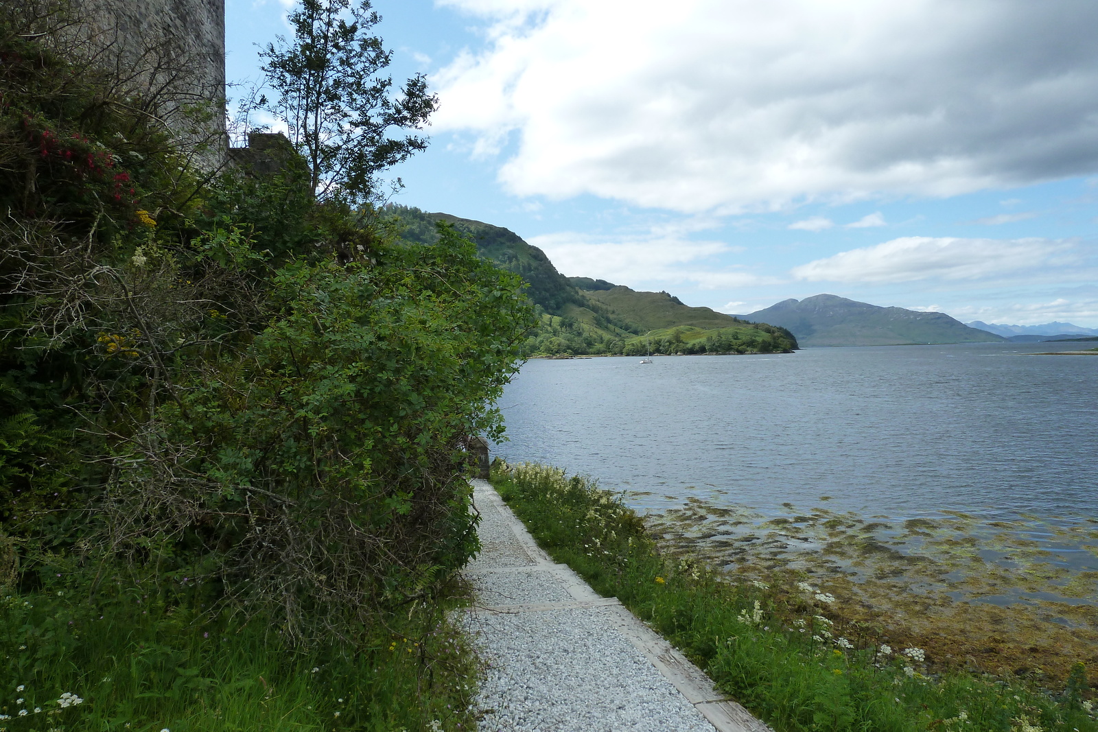 Picture United Kingdom Scotland Eilean Donan Castle 2011-07 32 - Sightseeing Eilean Donan Castle