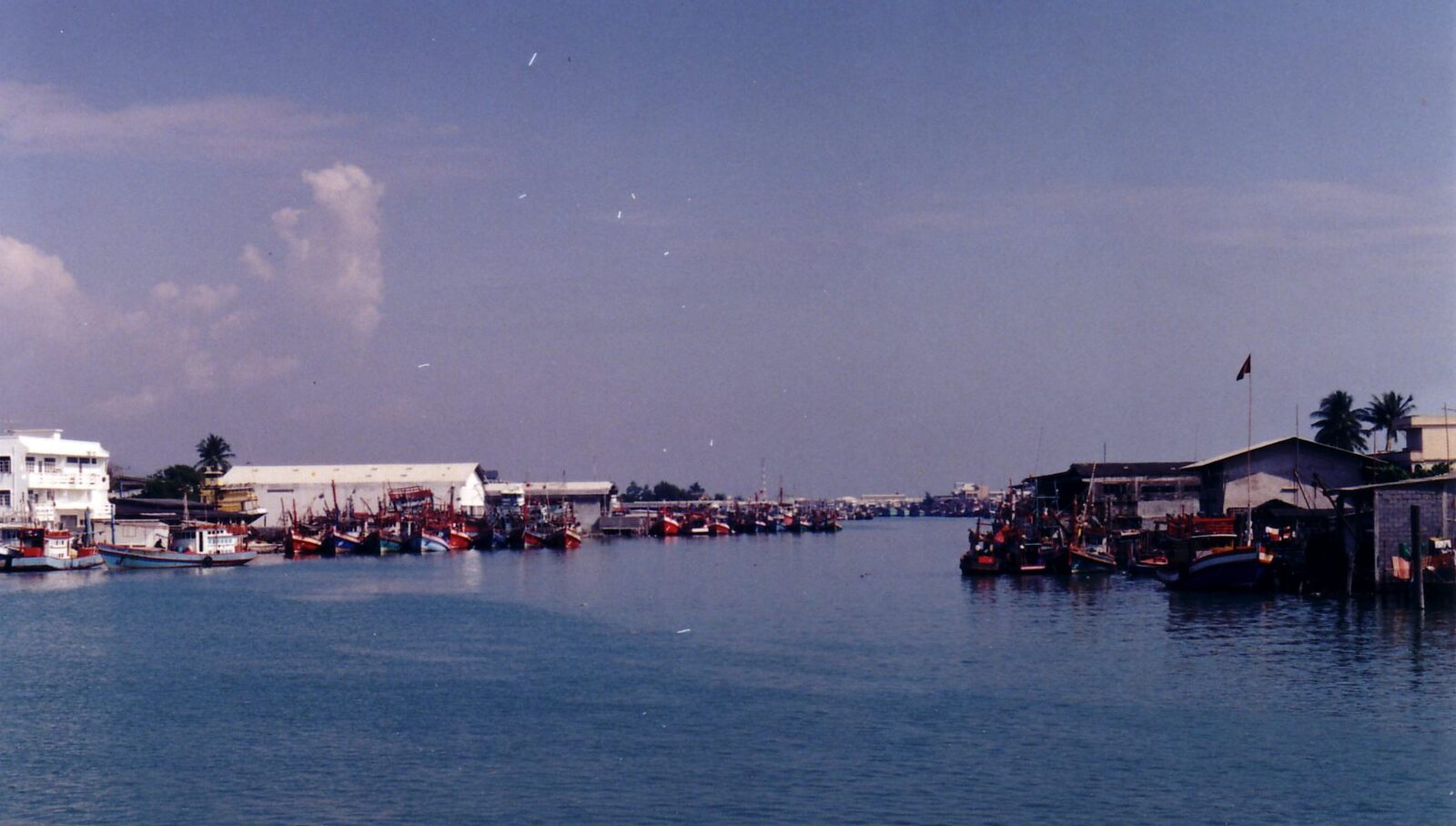 Picture Thailand Rayong 1990-04 1 - Journey Rayong